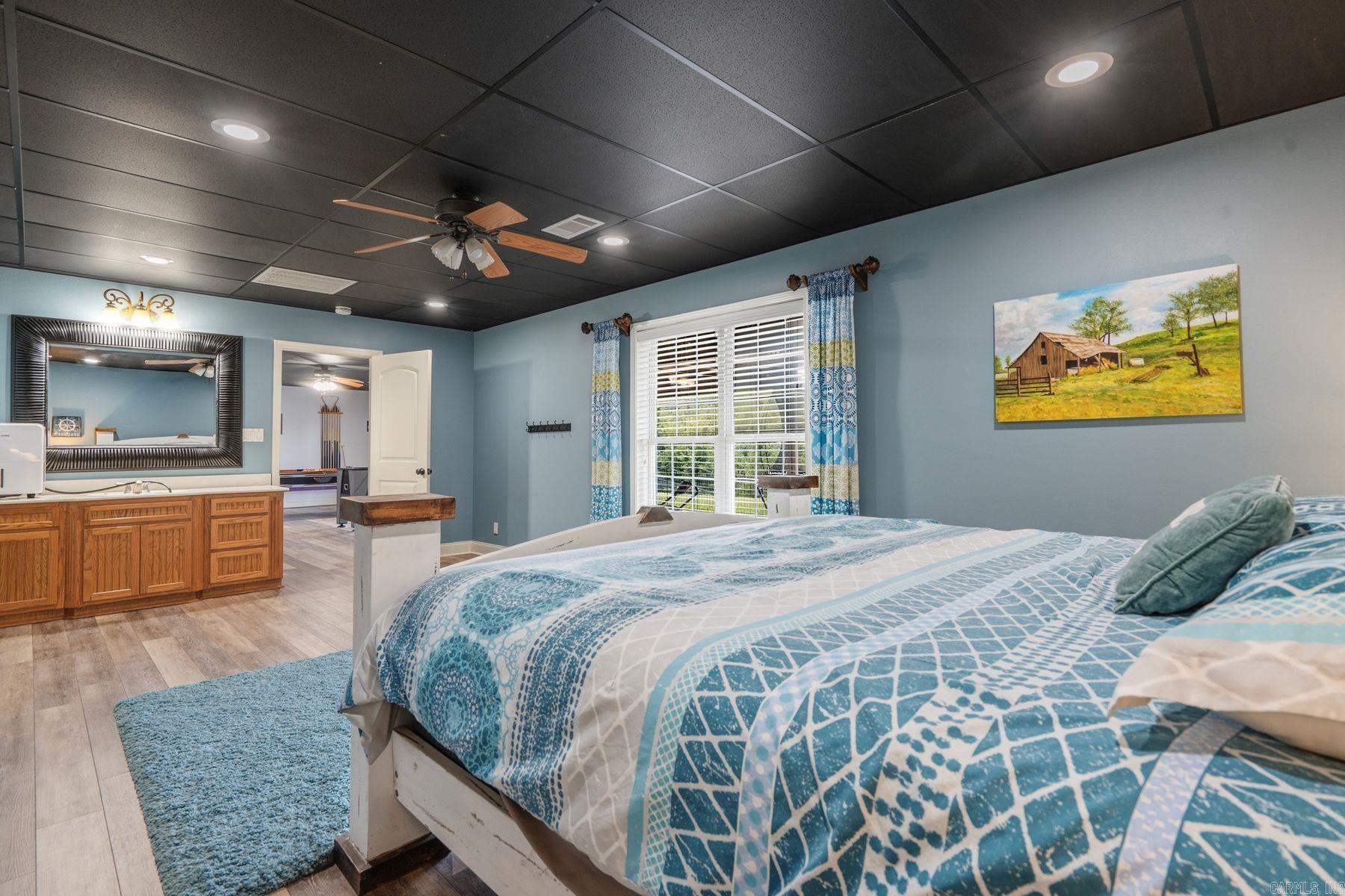 754 Peaceful Valley Road