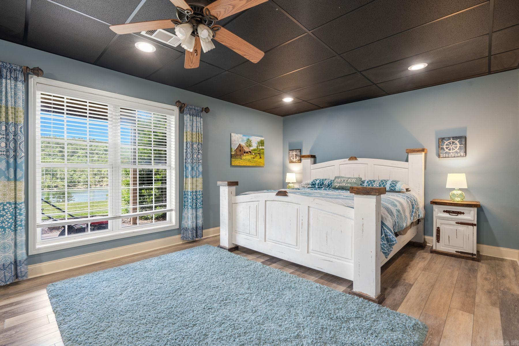 754 Peaceful Valley Road