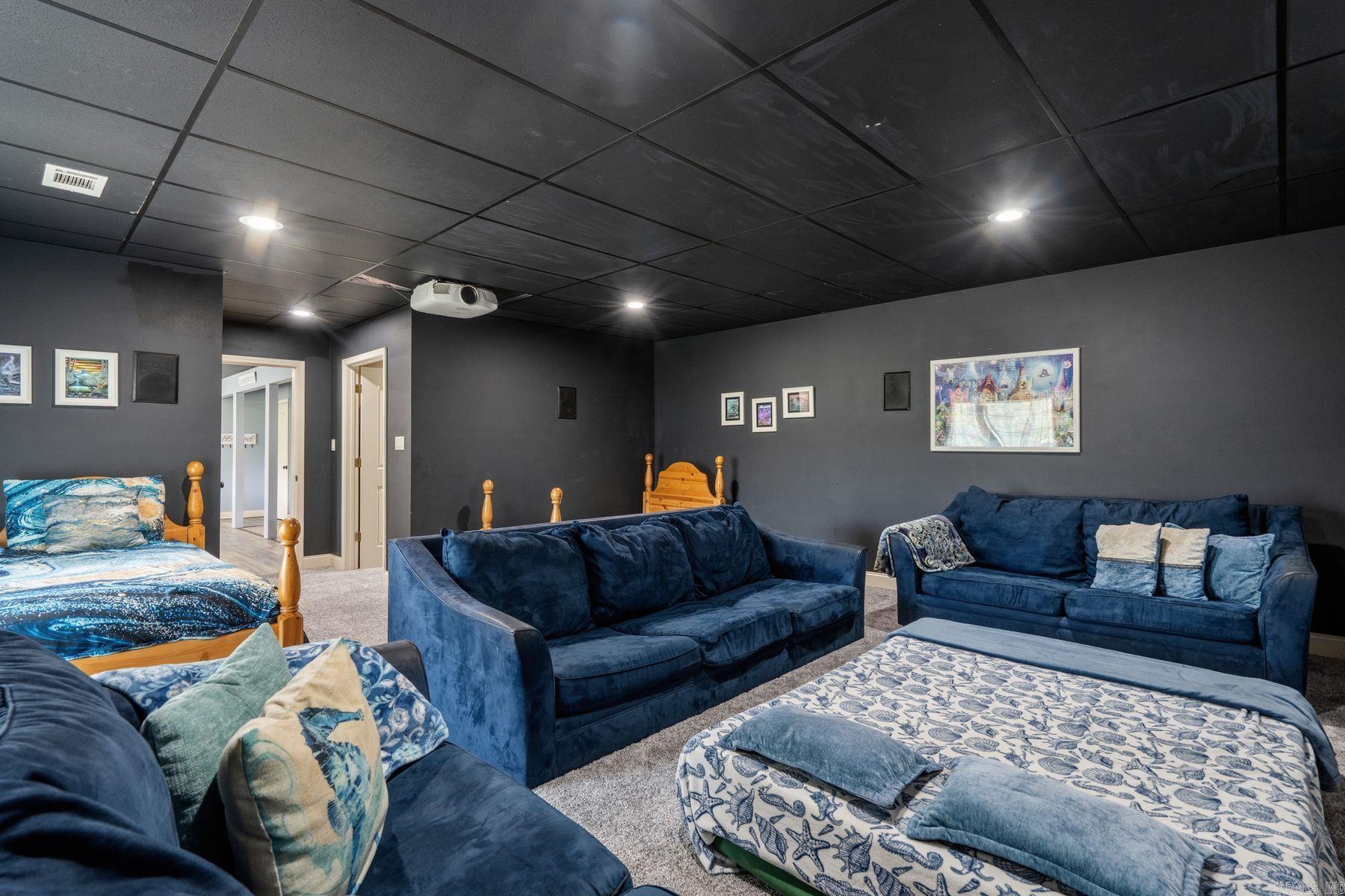 754 Peaceful Valley Road