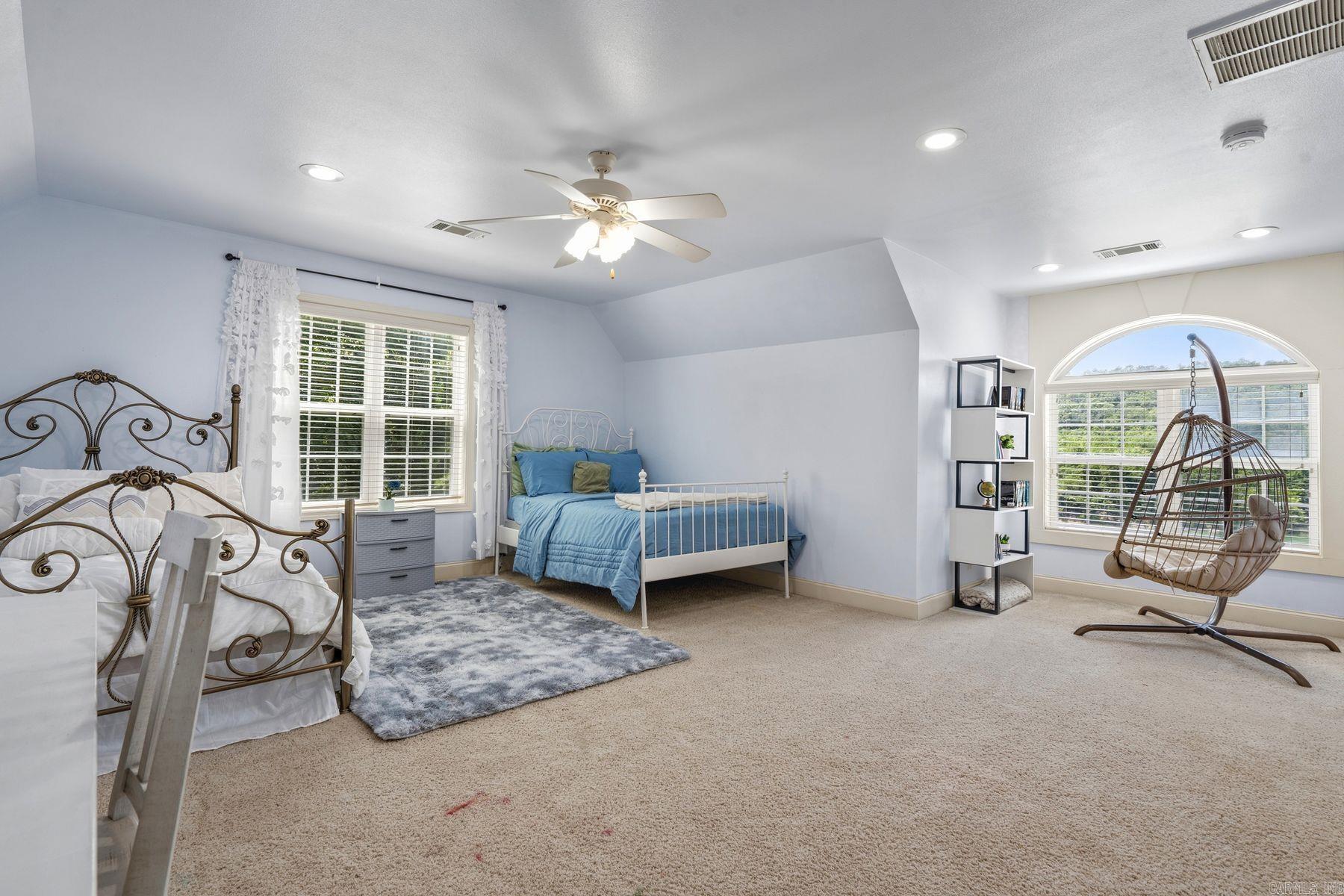 754 Peaceful Valley Road