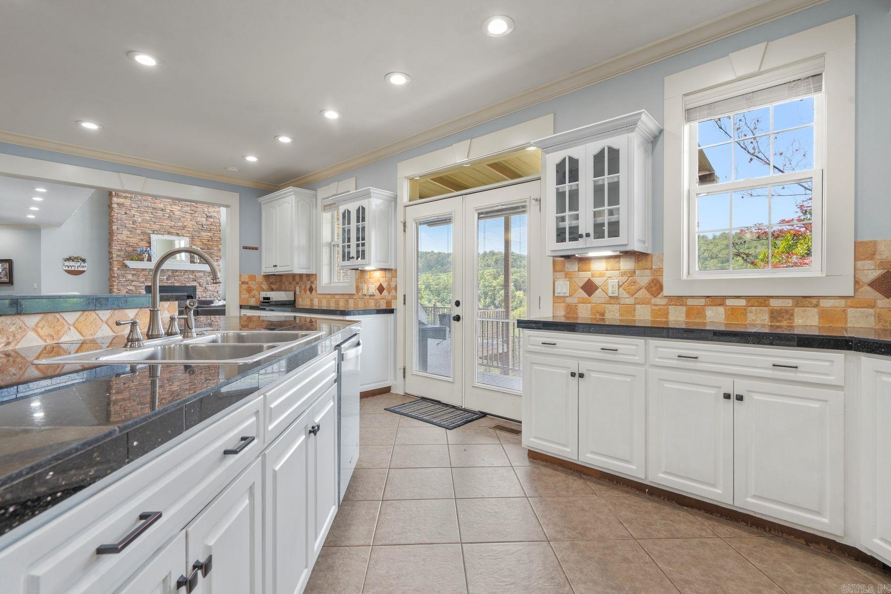 754 Peaceful Valley Road