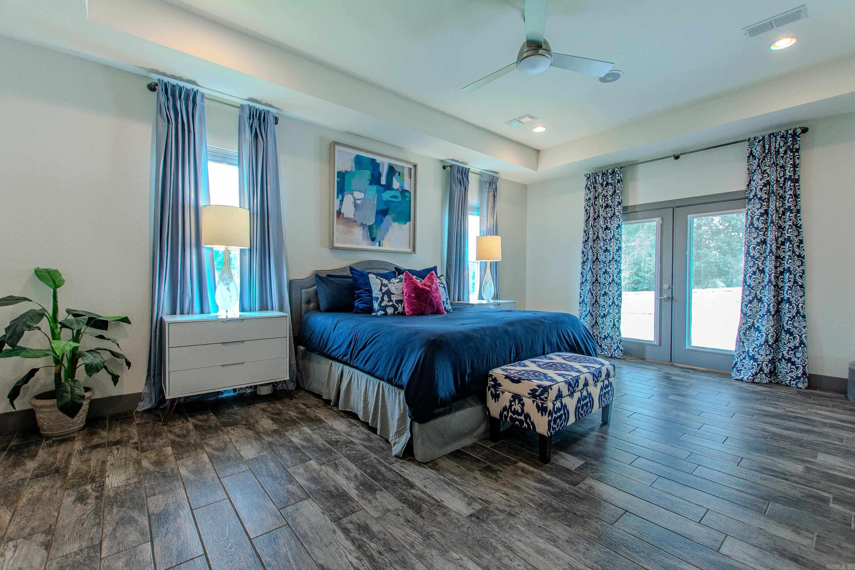 15 Cypress Lake Ct