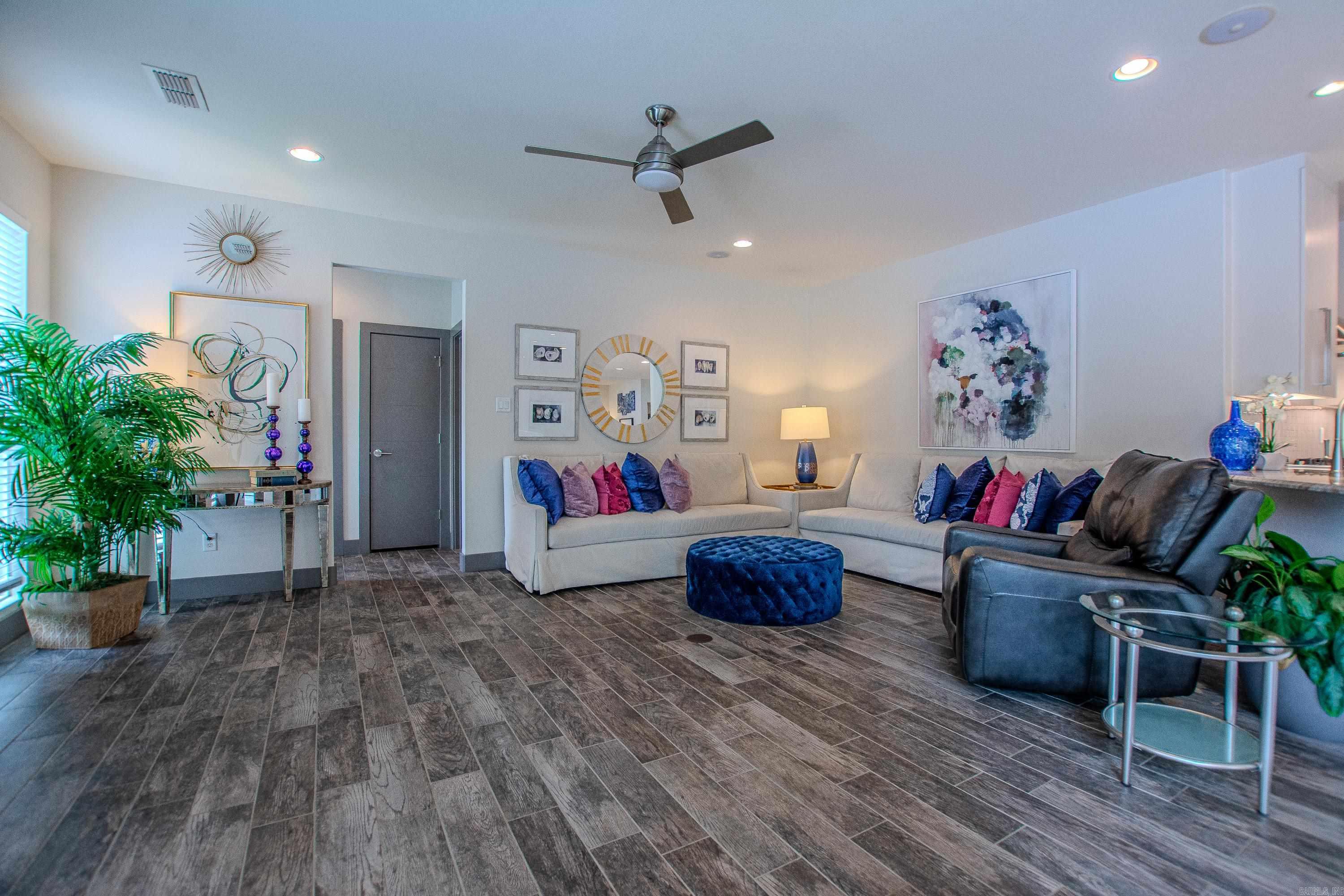 15 Cypress Lake Ct