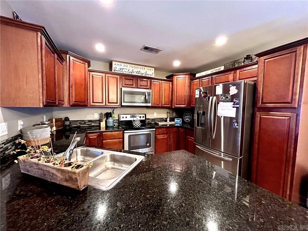 1209 E Date St