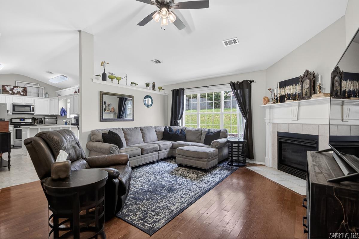 900 Elkhart Loop