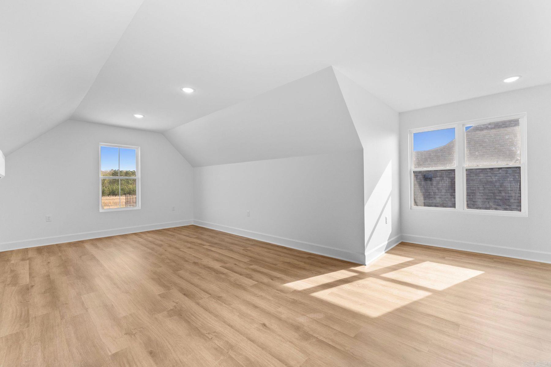 21081 Kinsley Lane