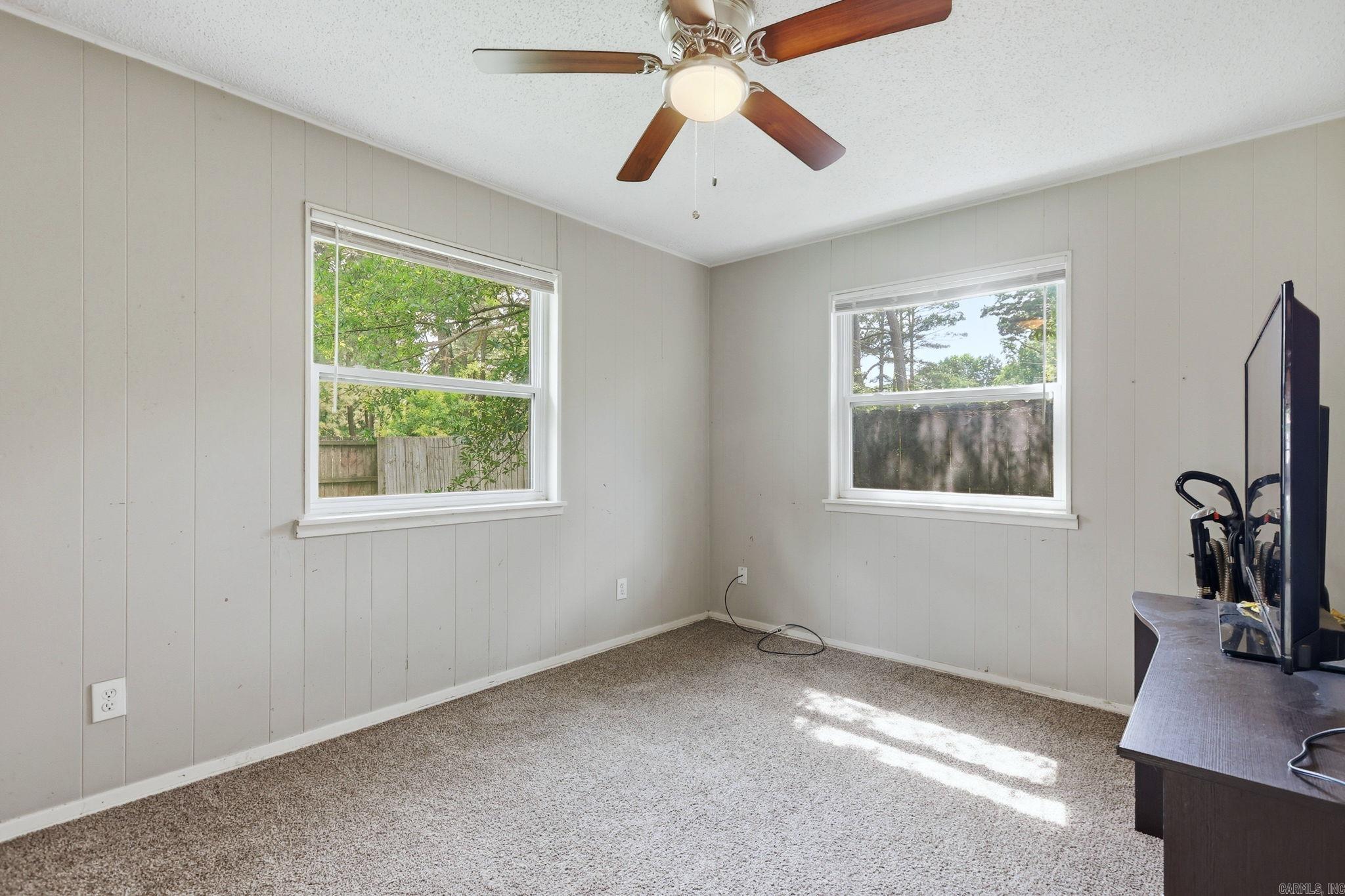 3809 Arapaho Trail
