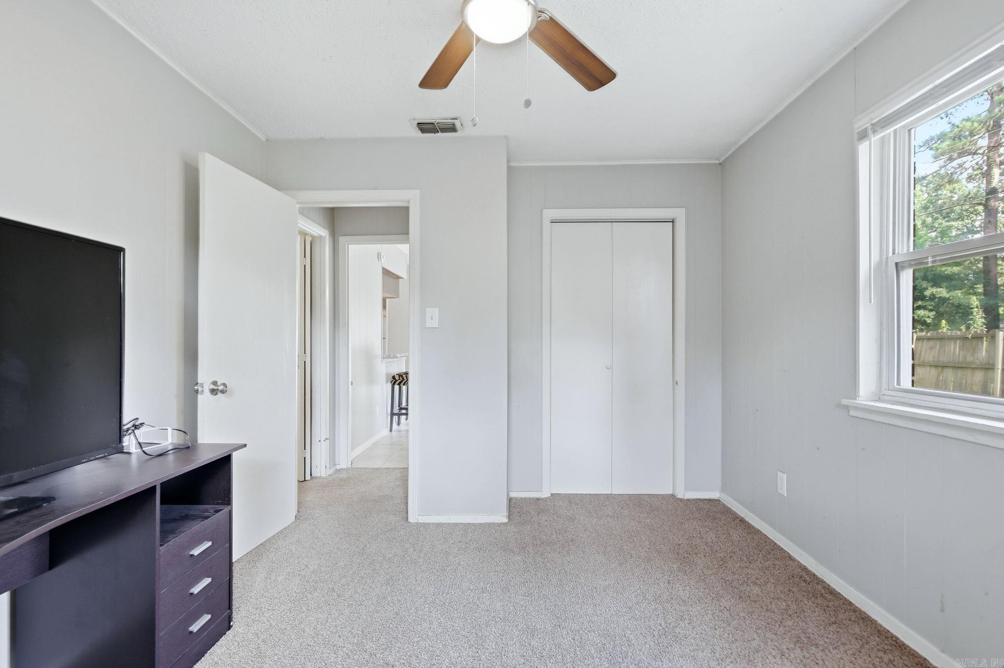 3809 Arapaho Trail