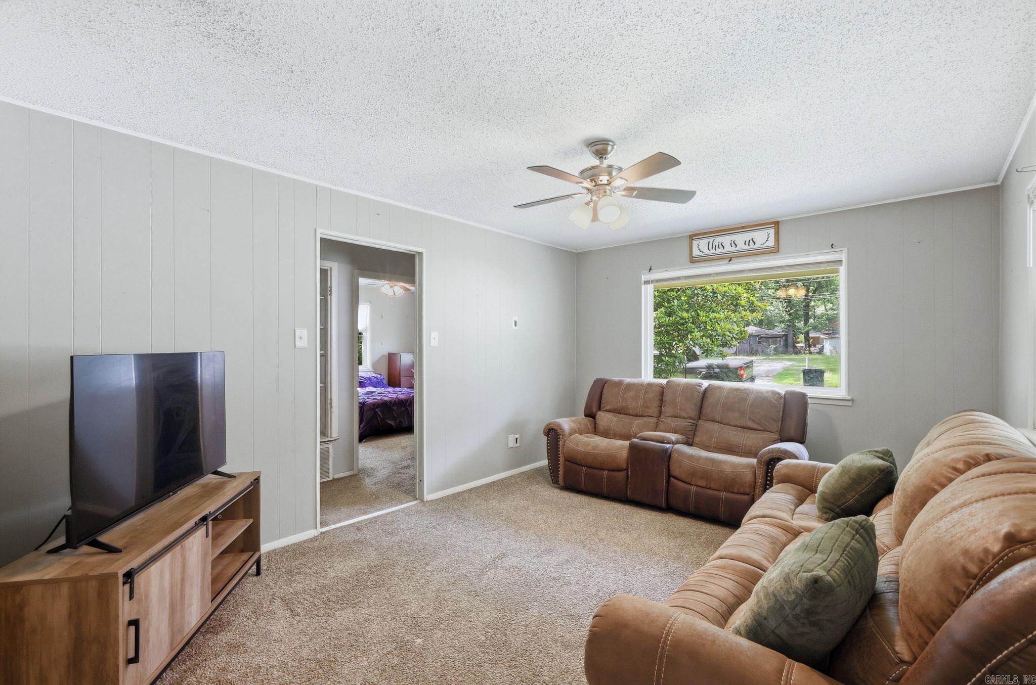 3809 Arapaho Trail