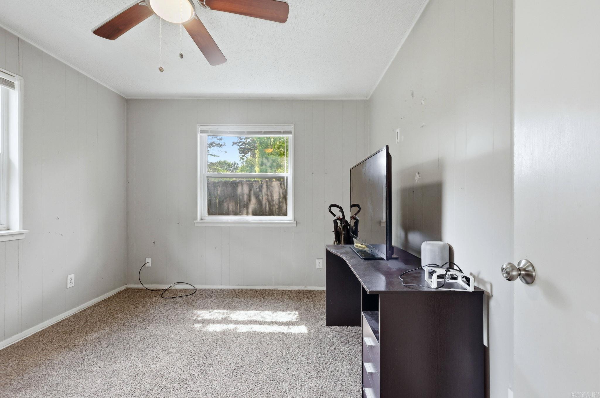 3809 Arapaho Trail