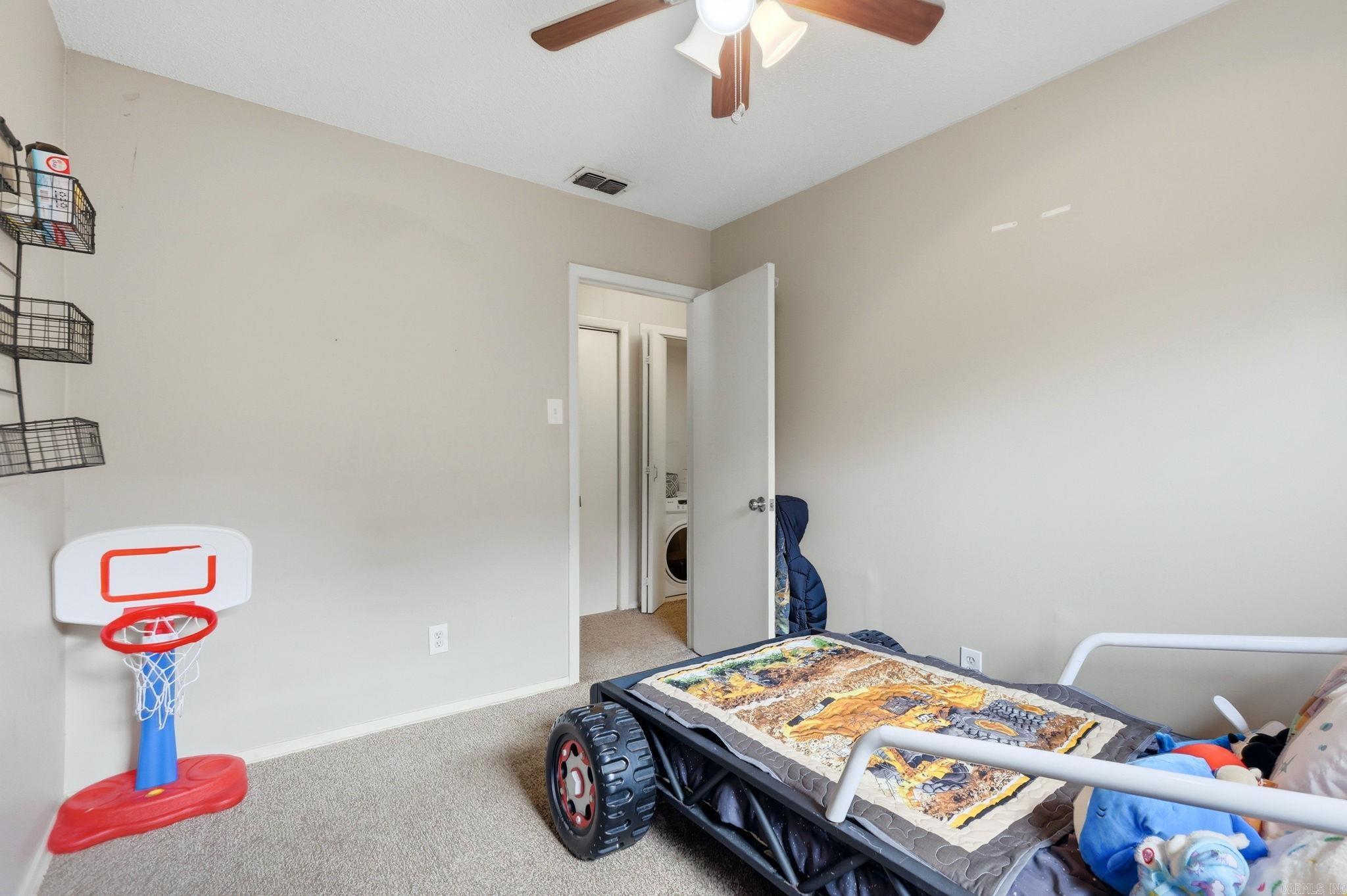 3809 Arapaho Trail