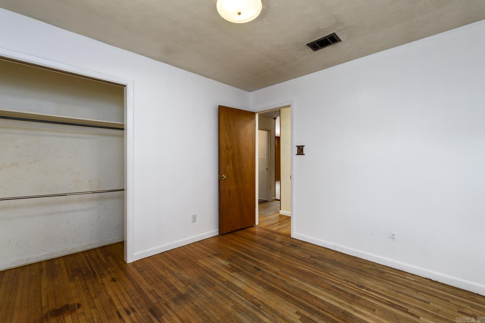 6 Dunfrettin Place