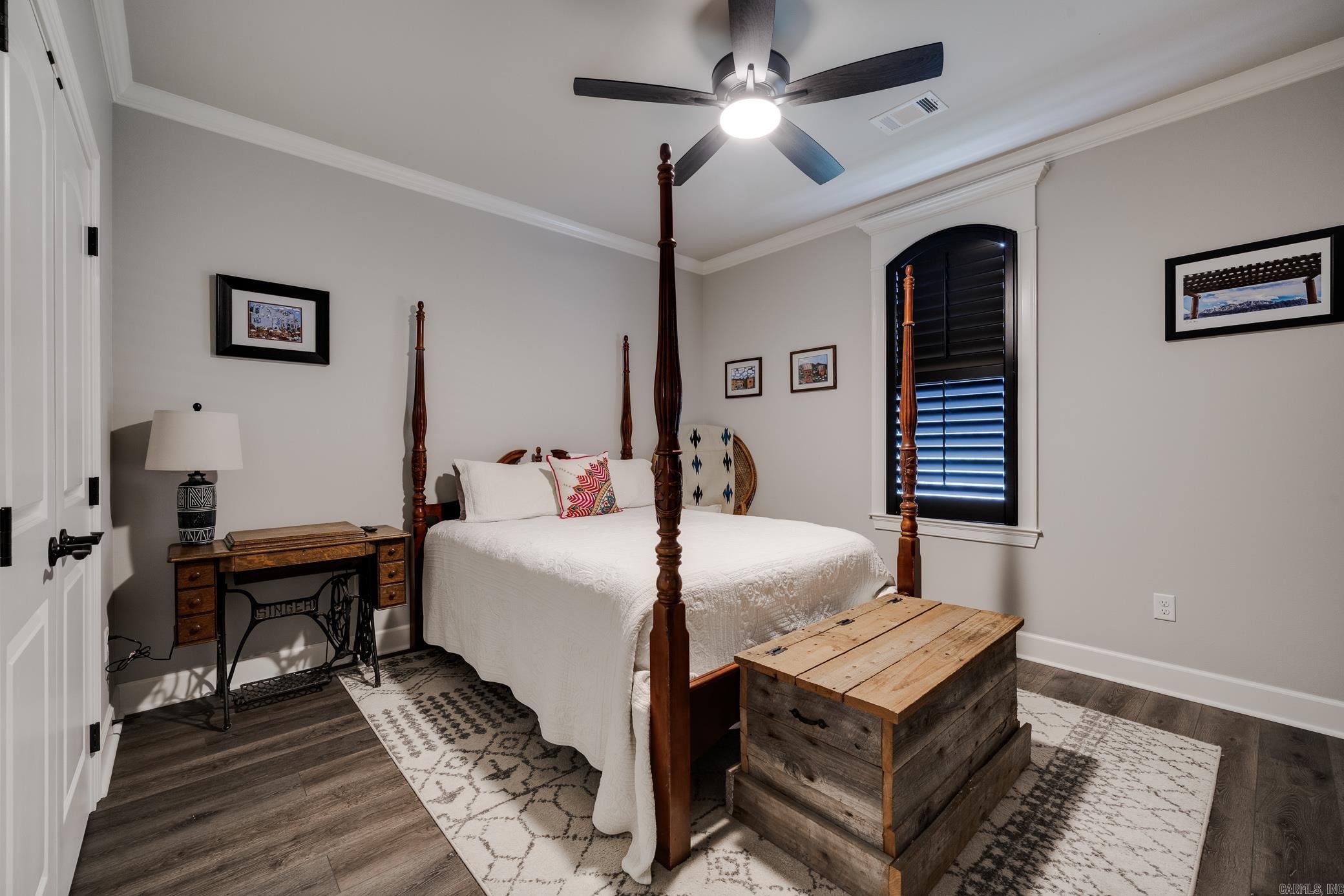 1895 Indigo Cove