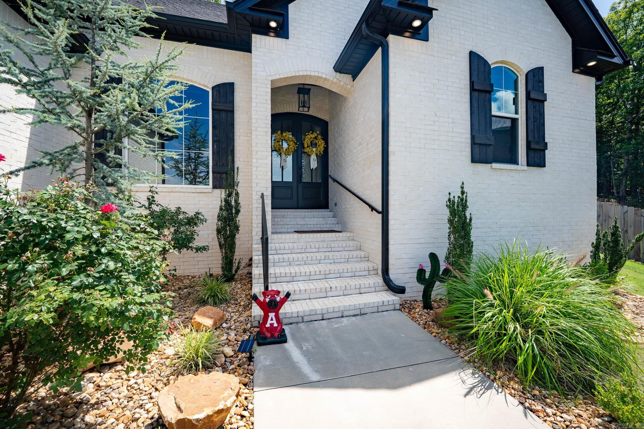 1895 Indigo Cove