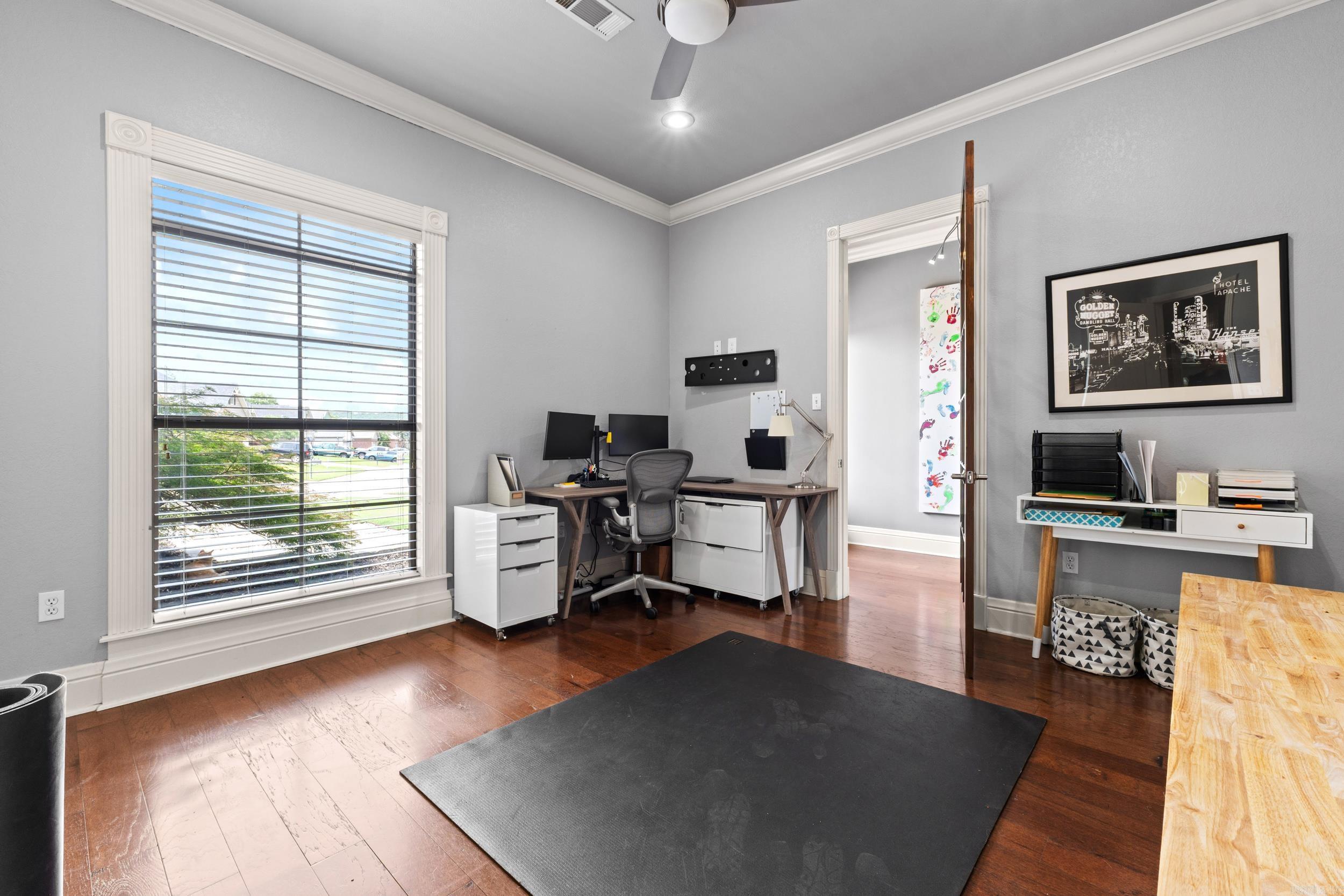 5205 Clayborn Dr