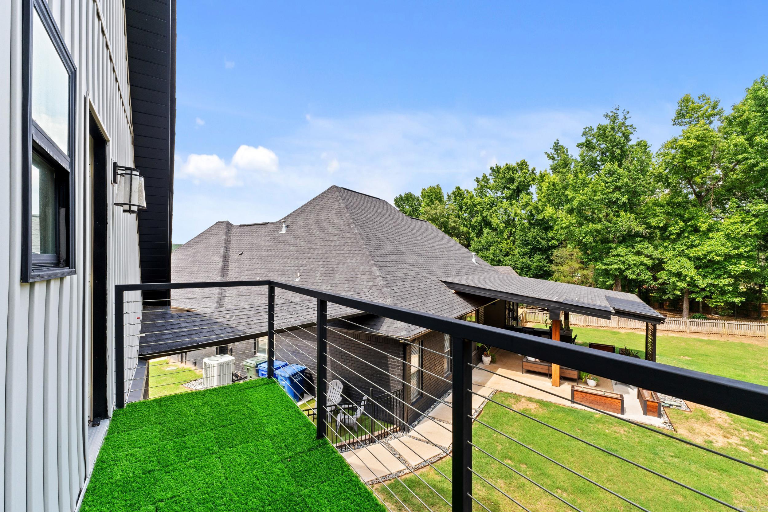 5205 Clayborn Dr