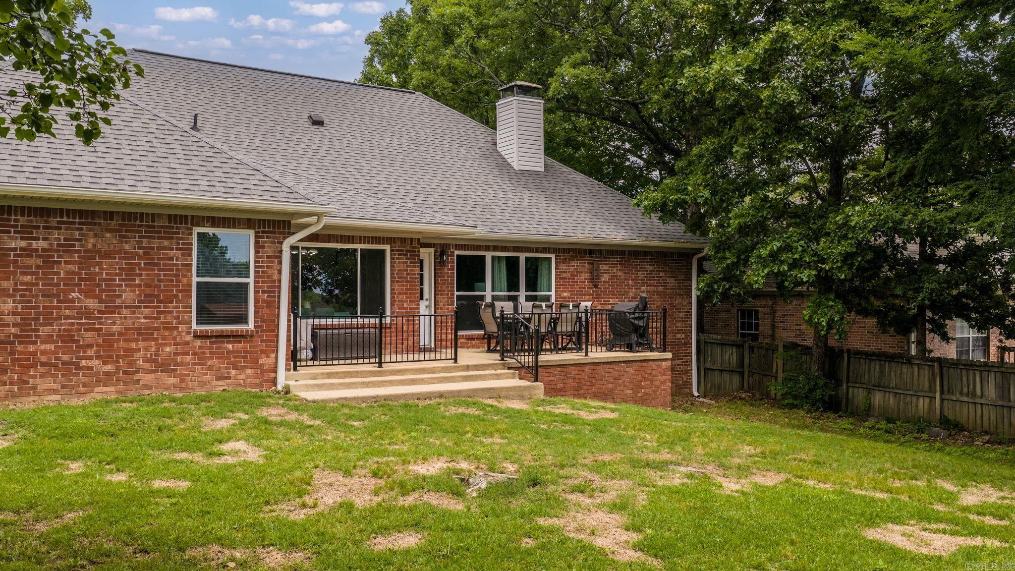 27 Winona Drive