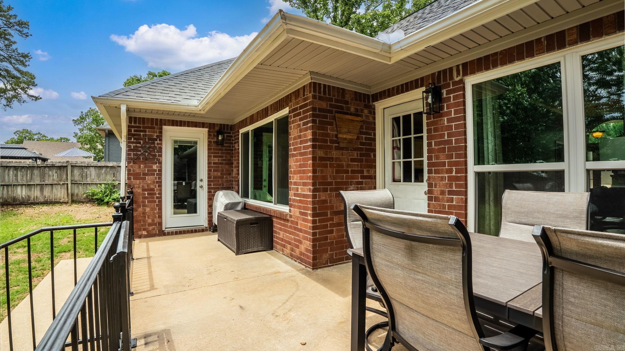 27 Winona Drive