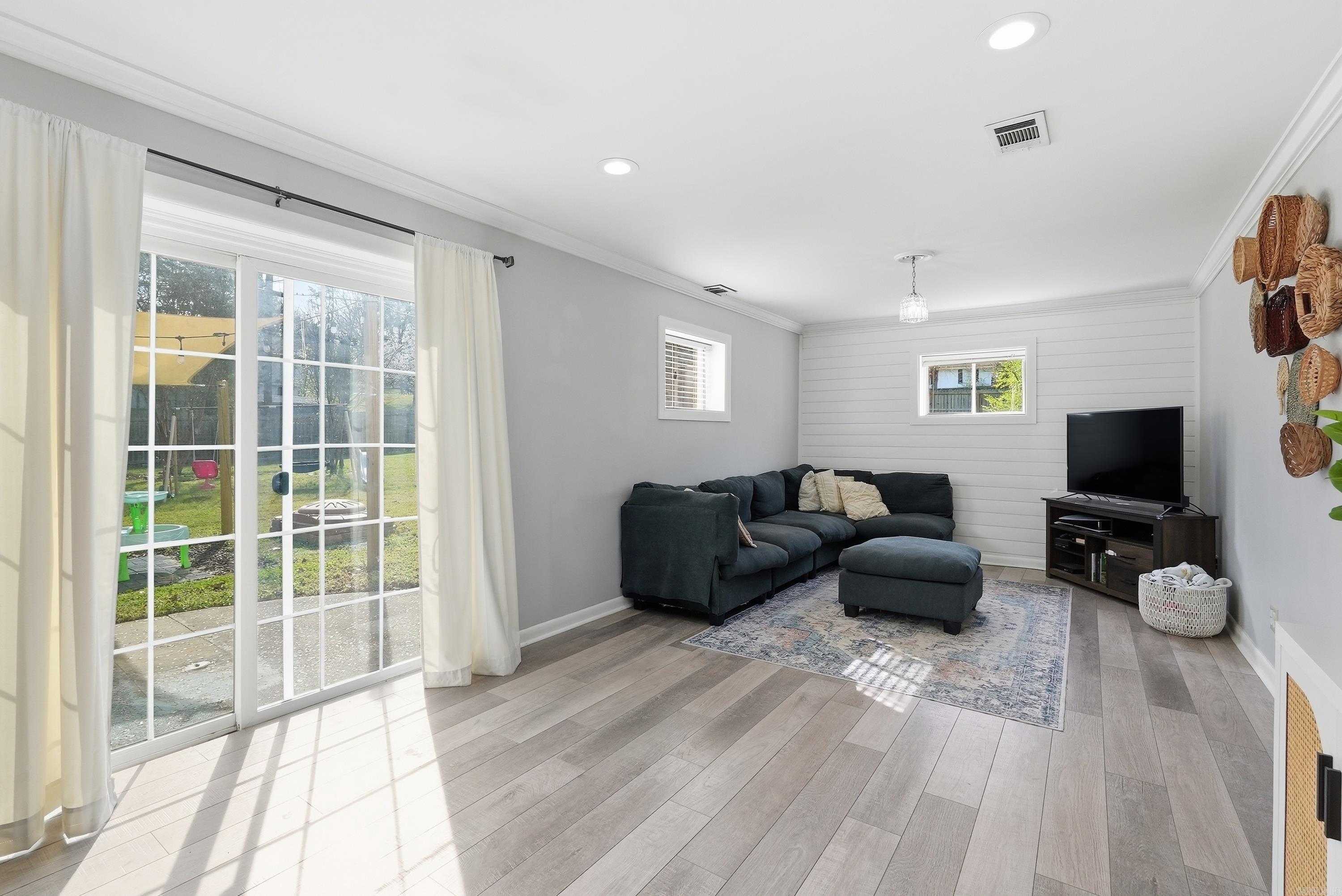 3 Birchwood Circle