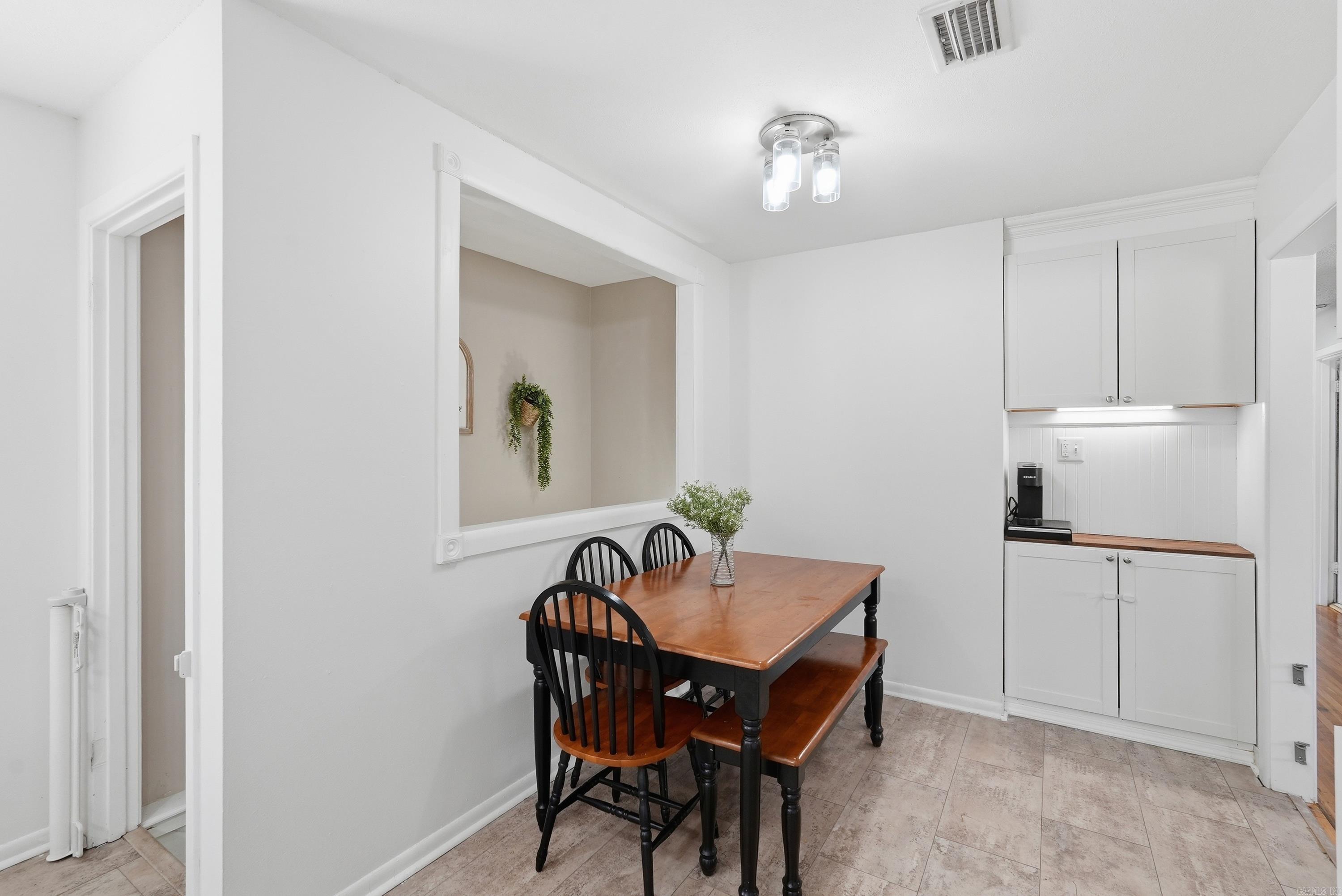 3 Birchwood Circle