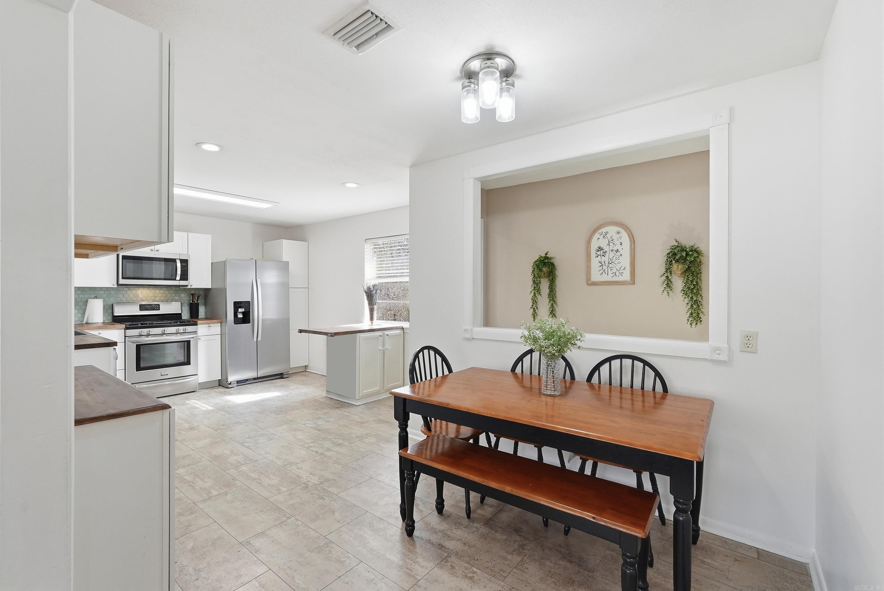 3 Birchwood Circle