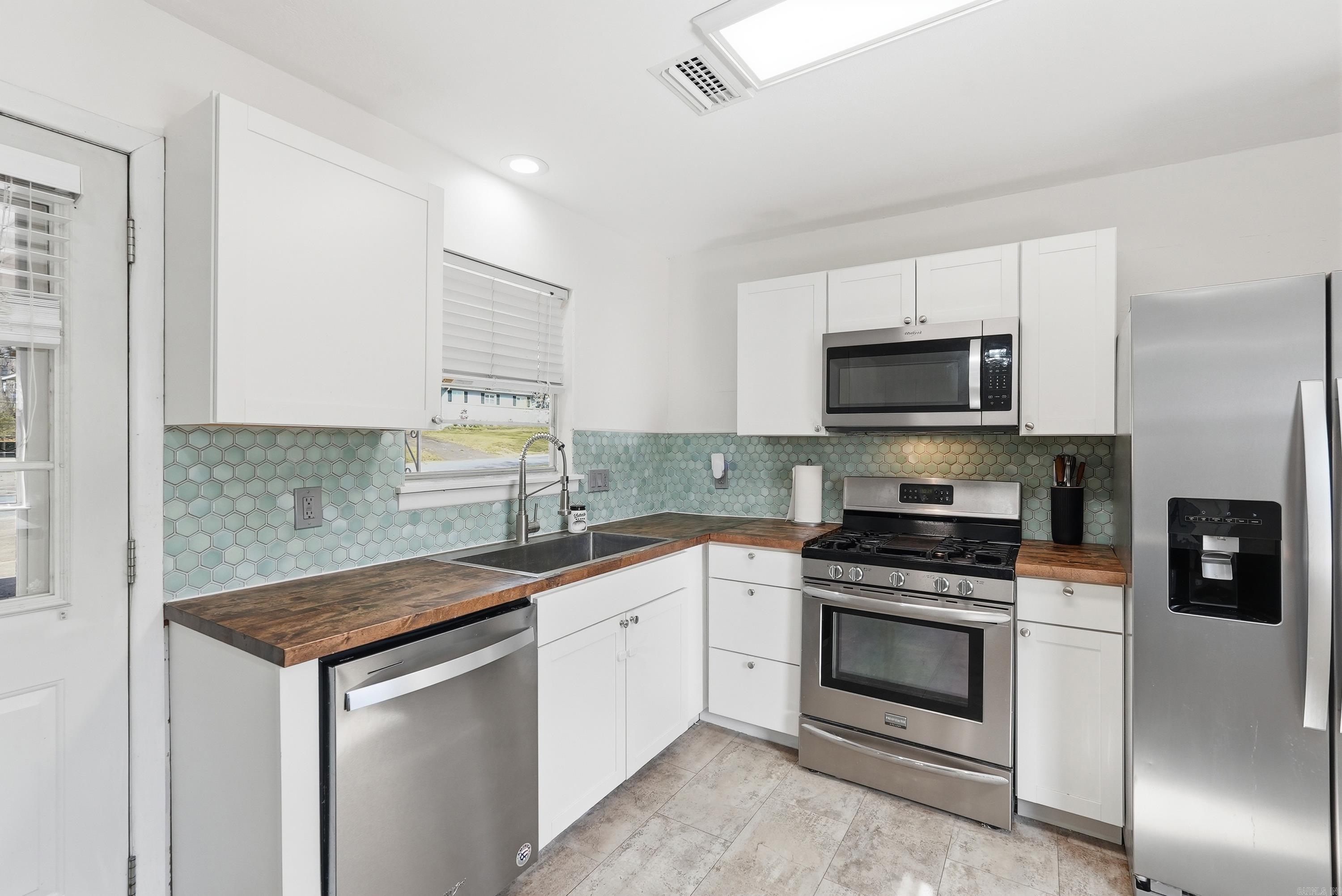 3 Birchwood Circle