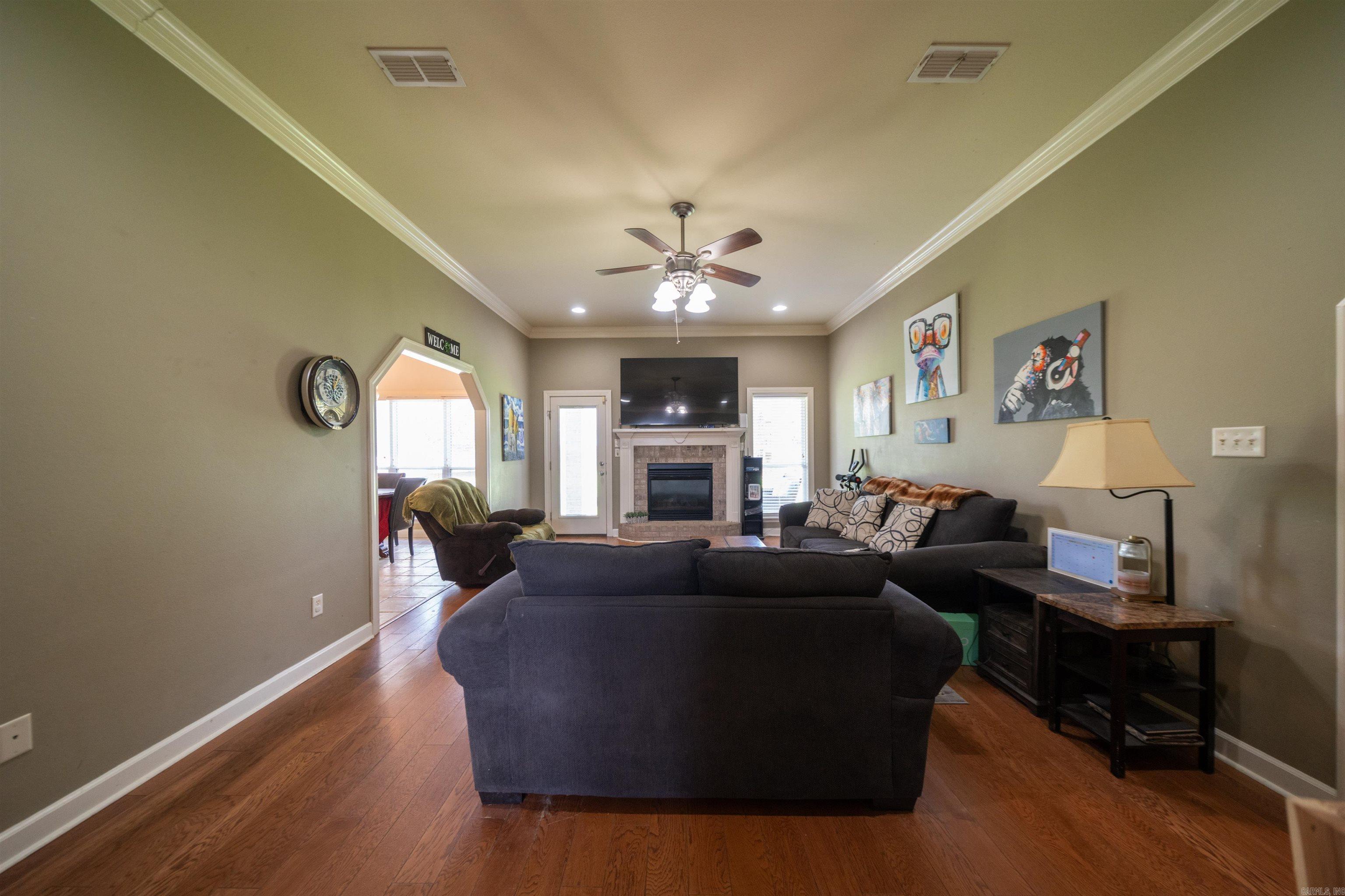 145 Birchwood Circle