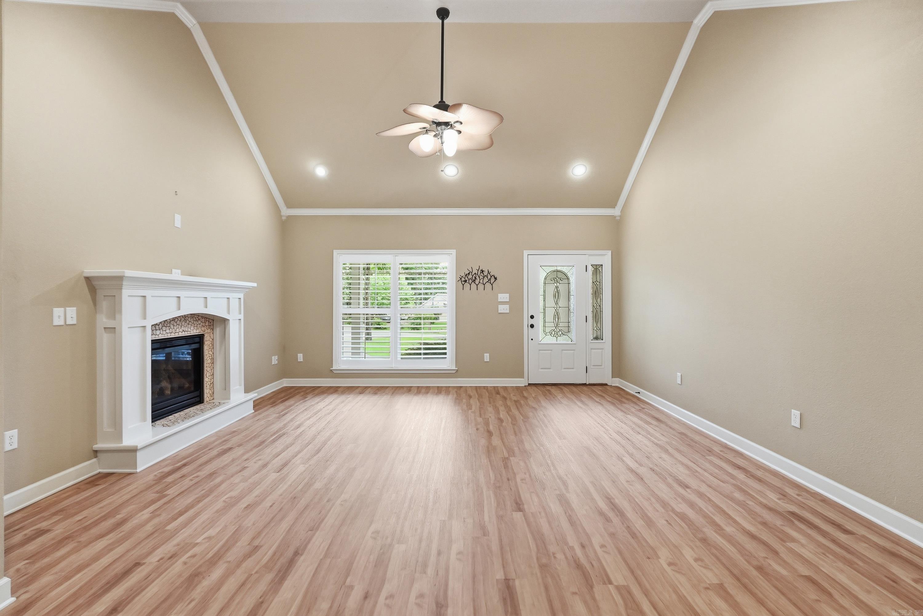 835 Davidson Circle