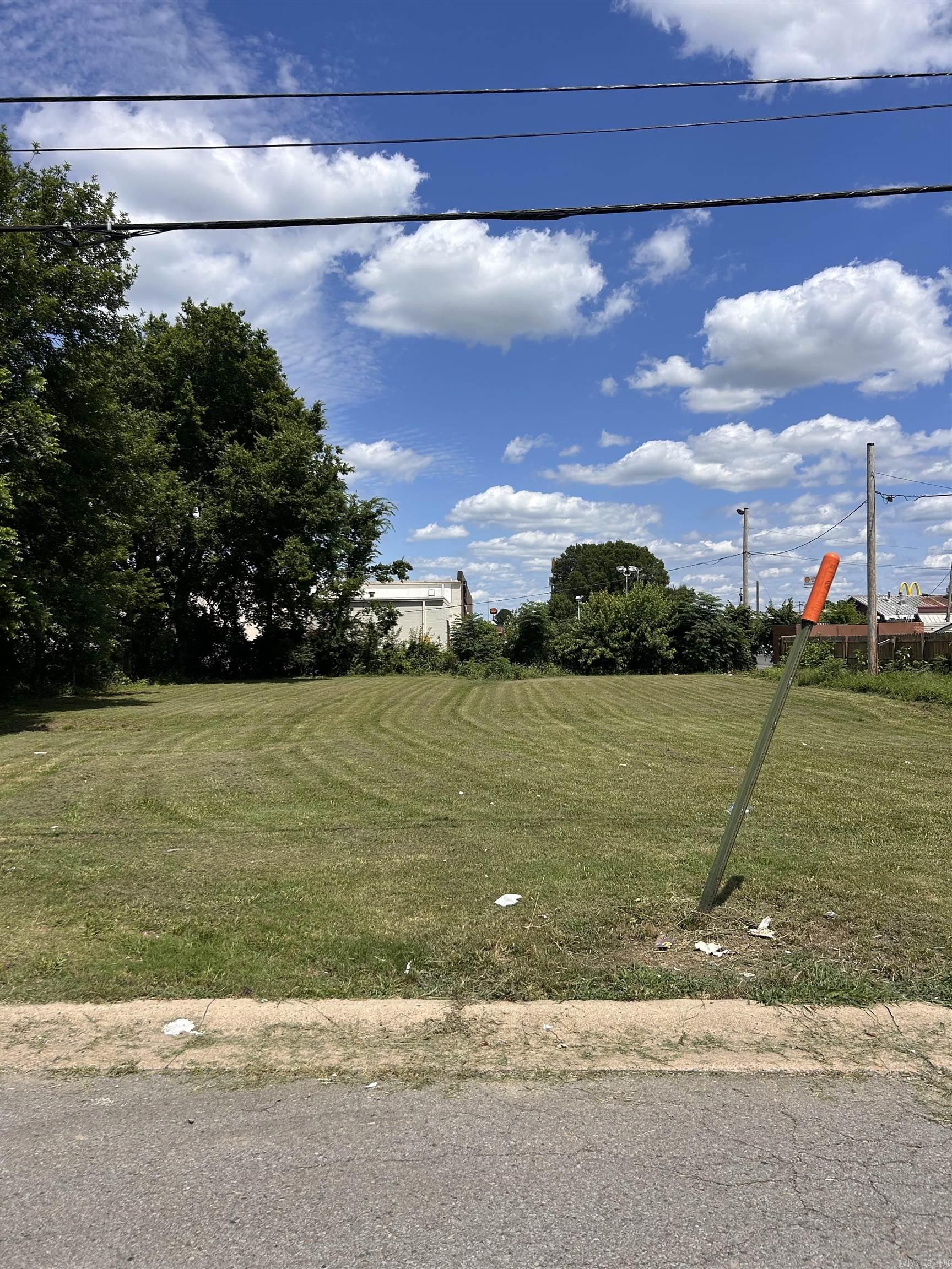 1102 Gum Street