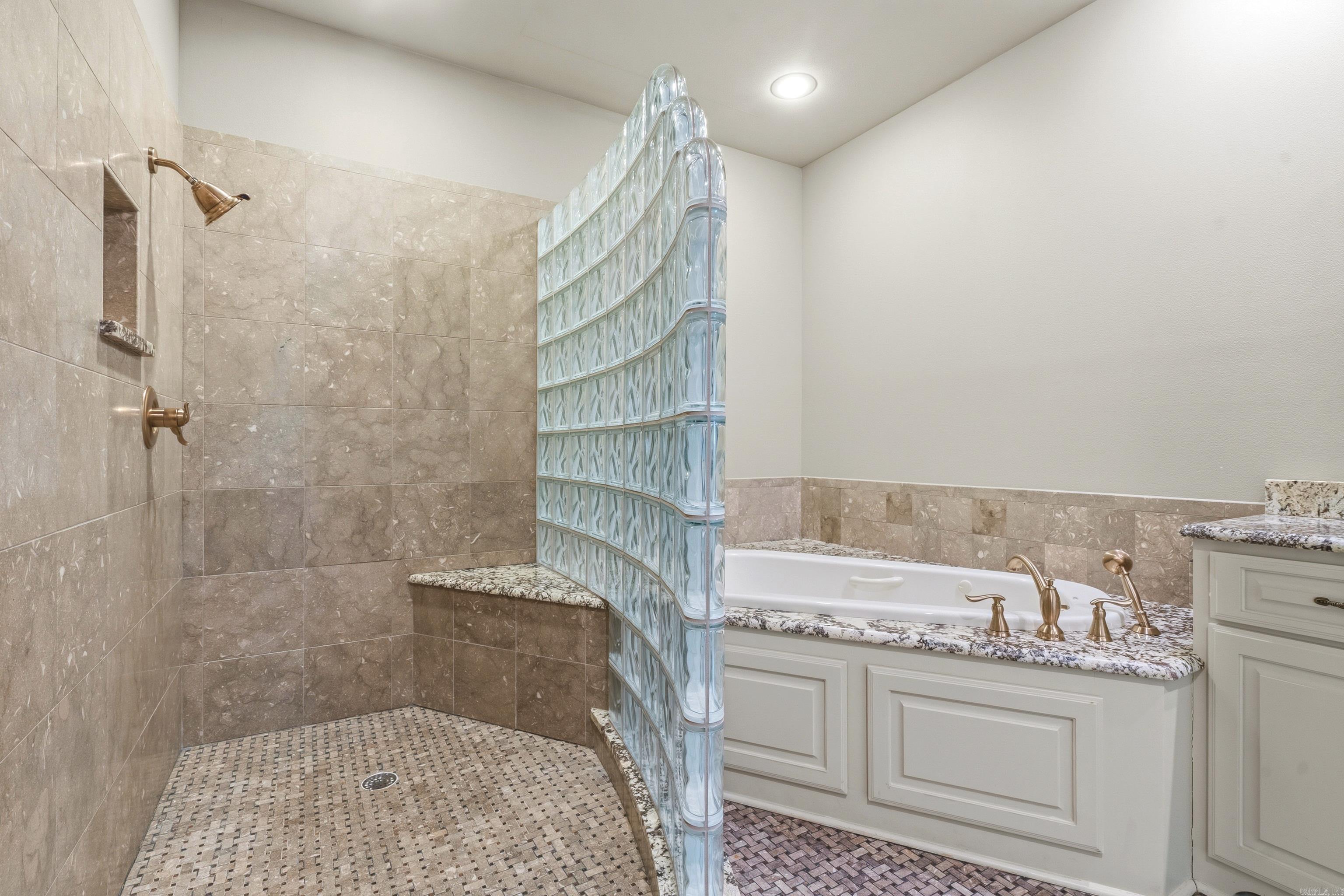 113 Tyler Cove