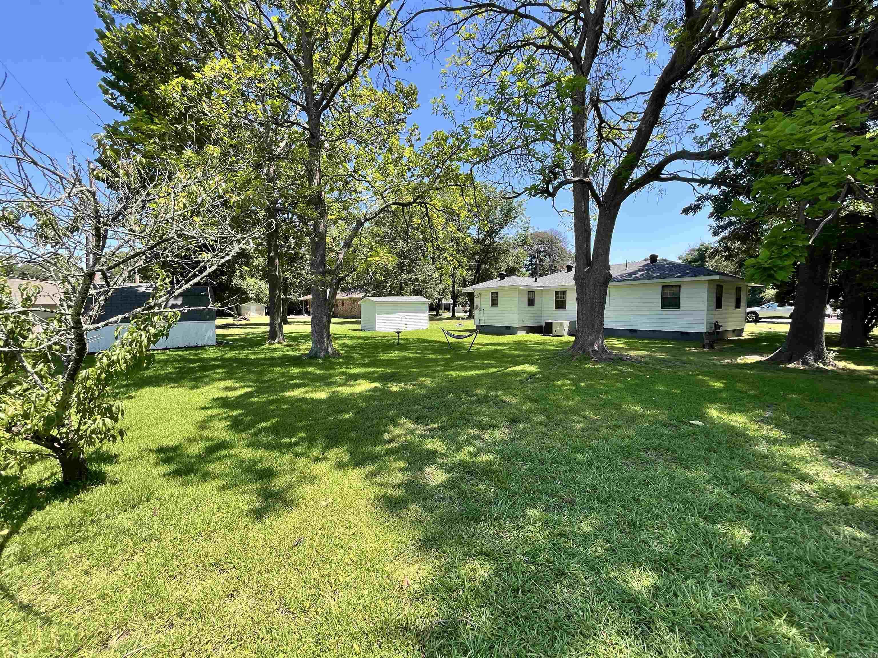 721 Fairview St