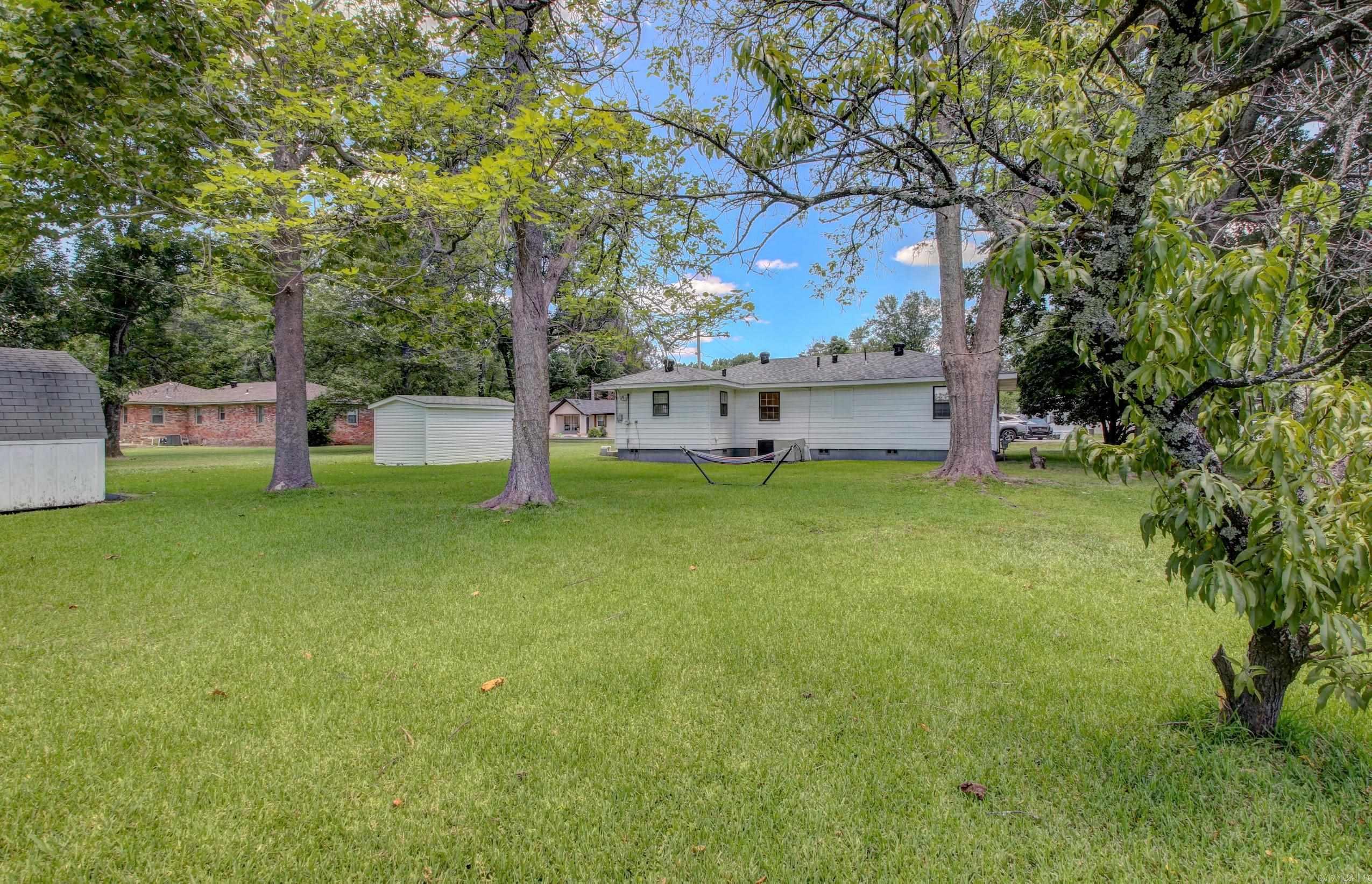 721 Fairview St