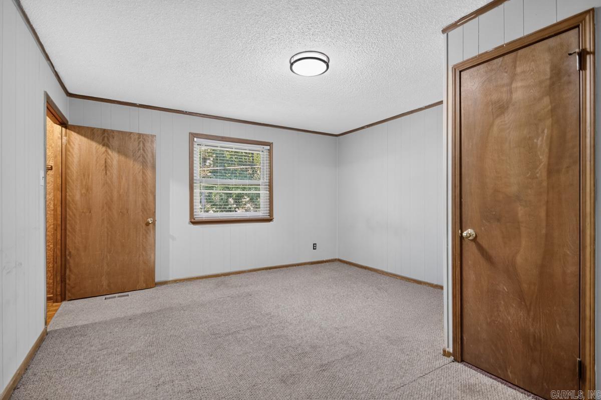 18 White Willow Court