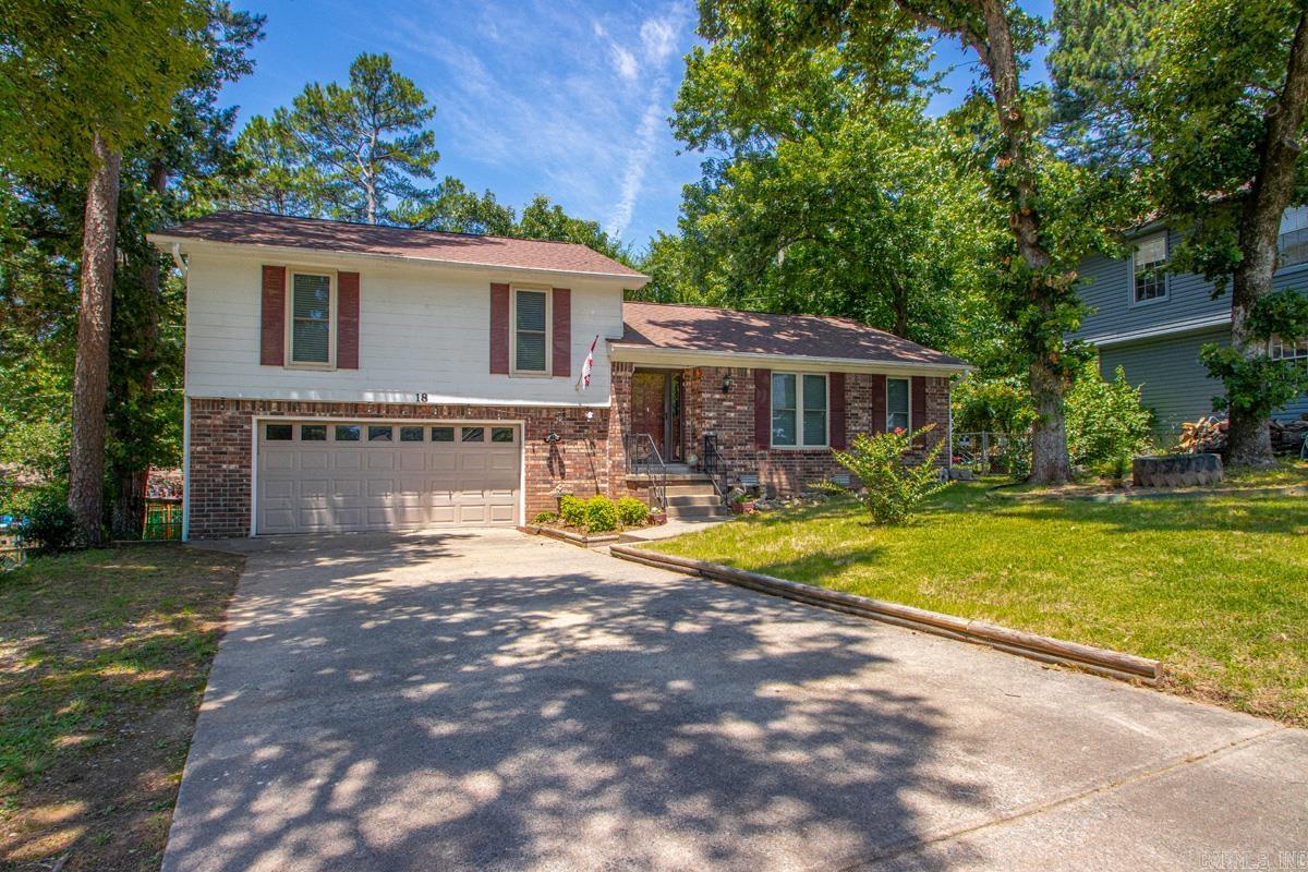 18 White Willow Court