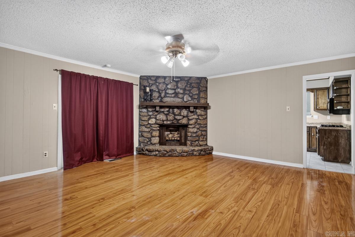 18 White Willow Court