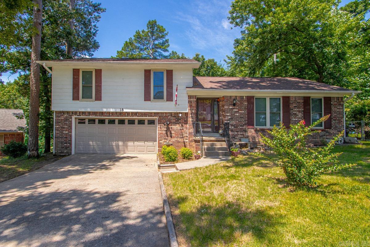 18 White Willow Court
