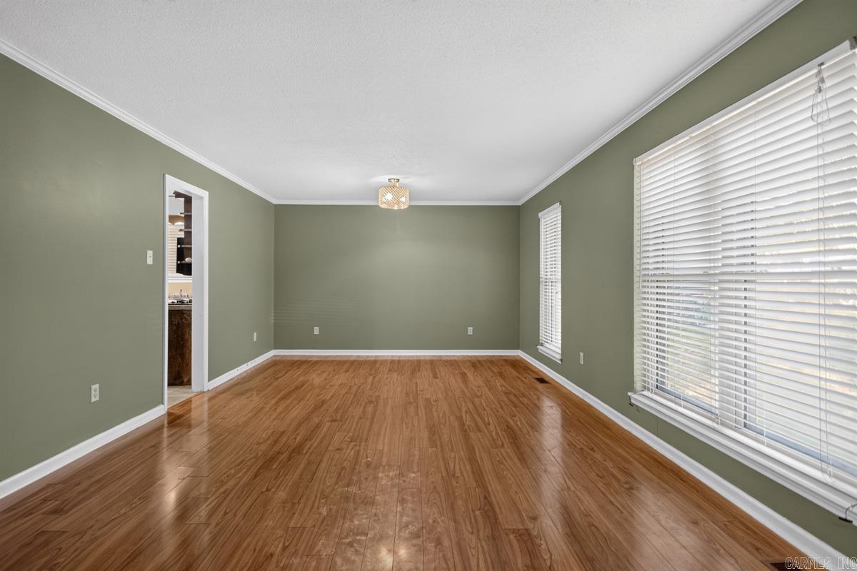 18 White Willow Court