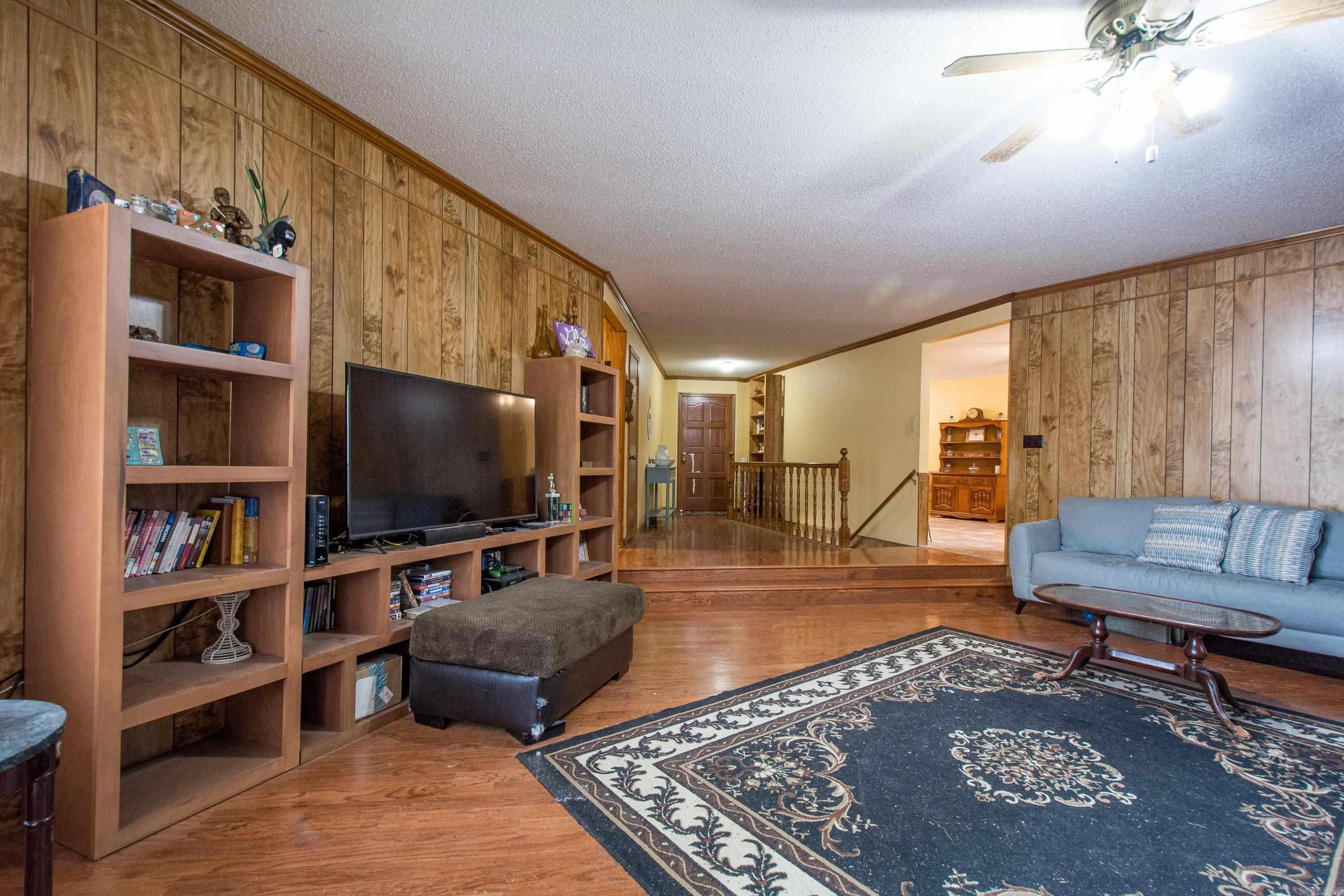 8 Parkview Drive