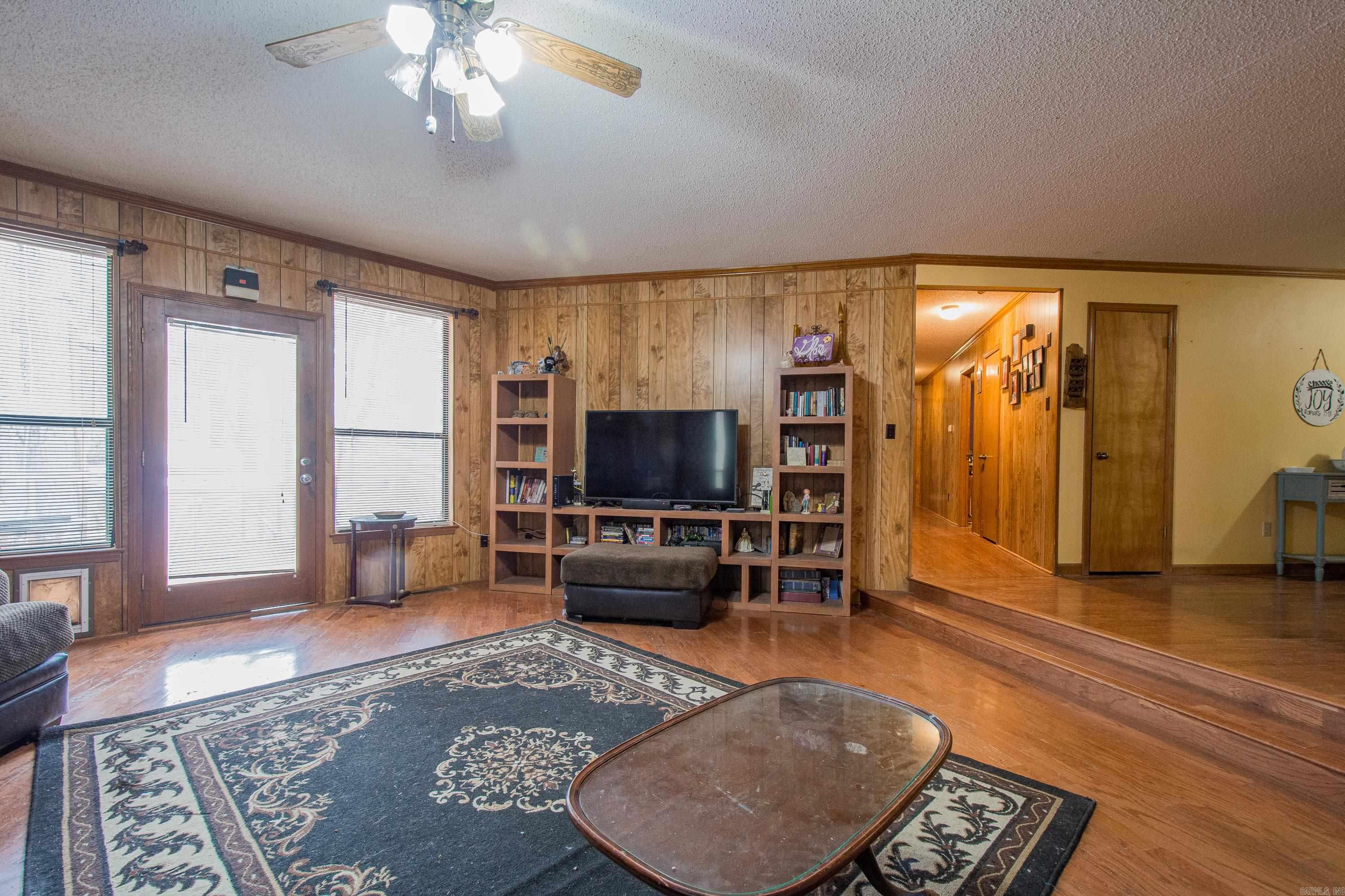 8 Parkview Drive