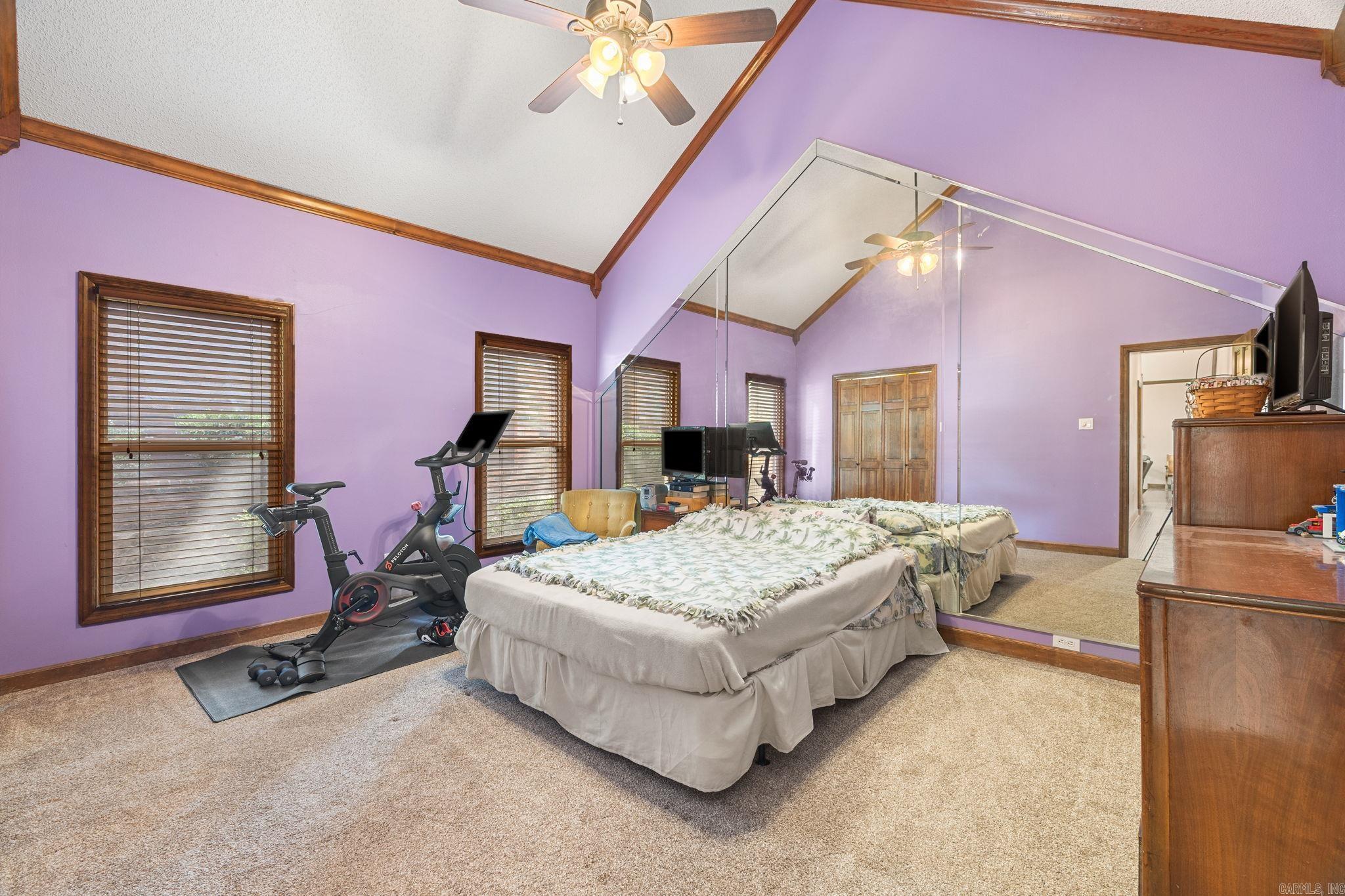 5 Breezewood Cove
