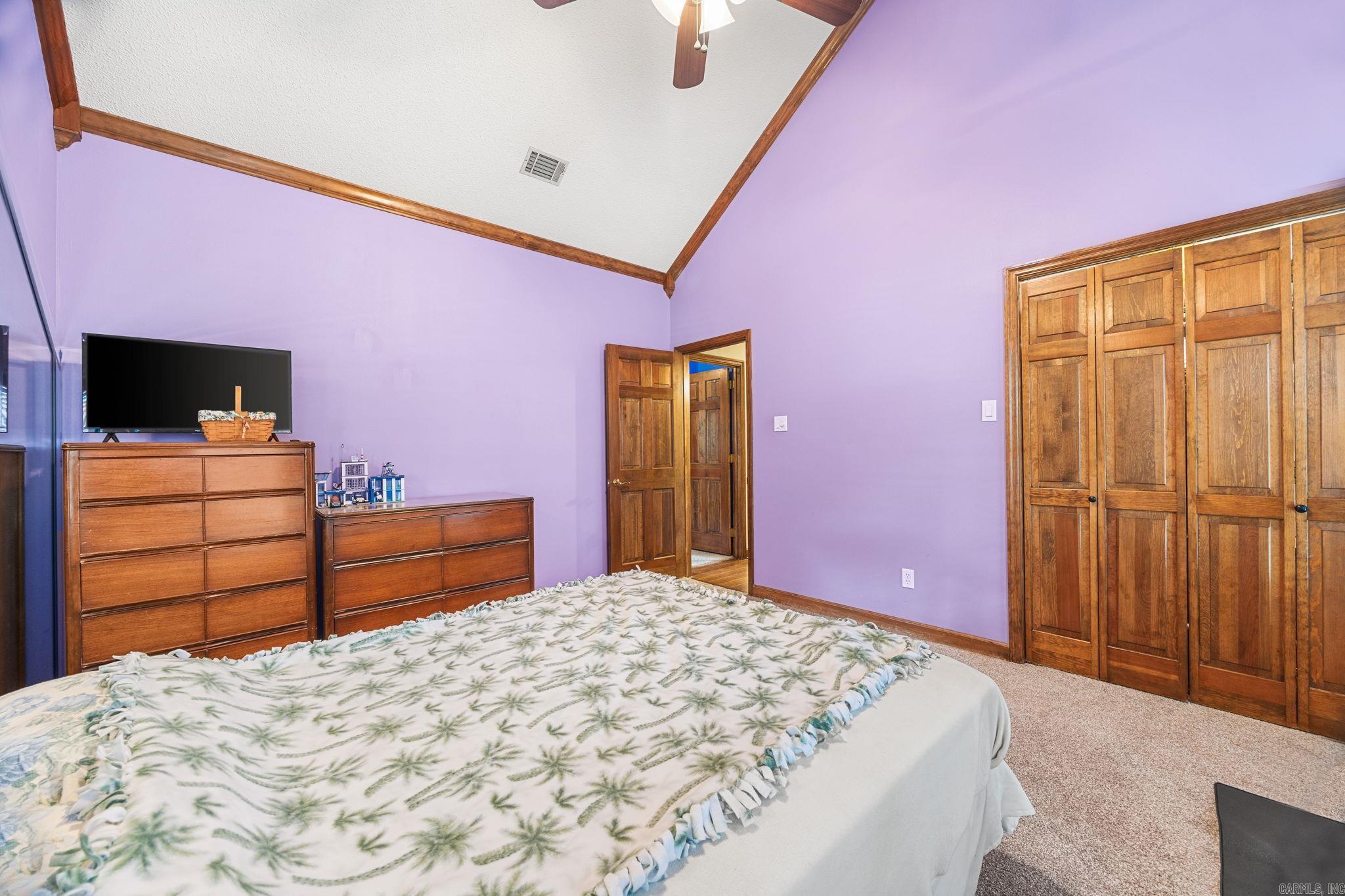 5 Breezewood Cove