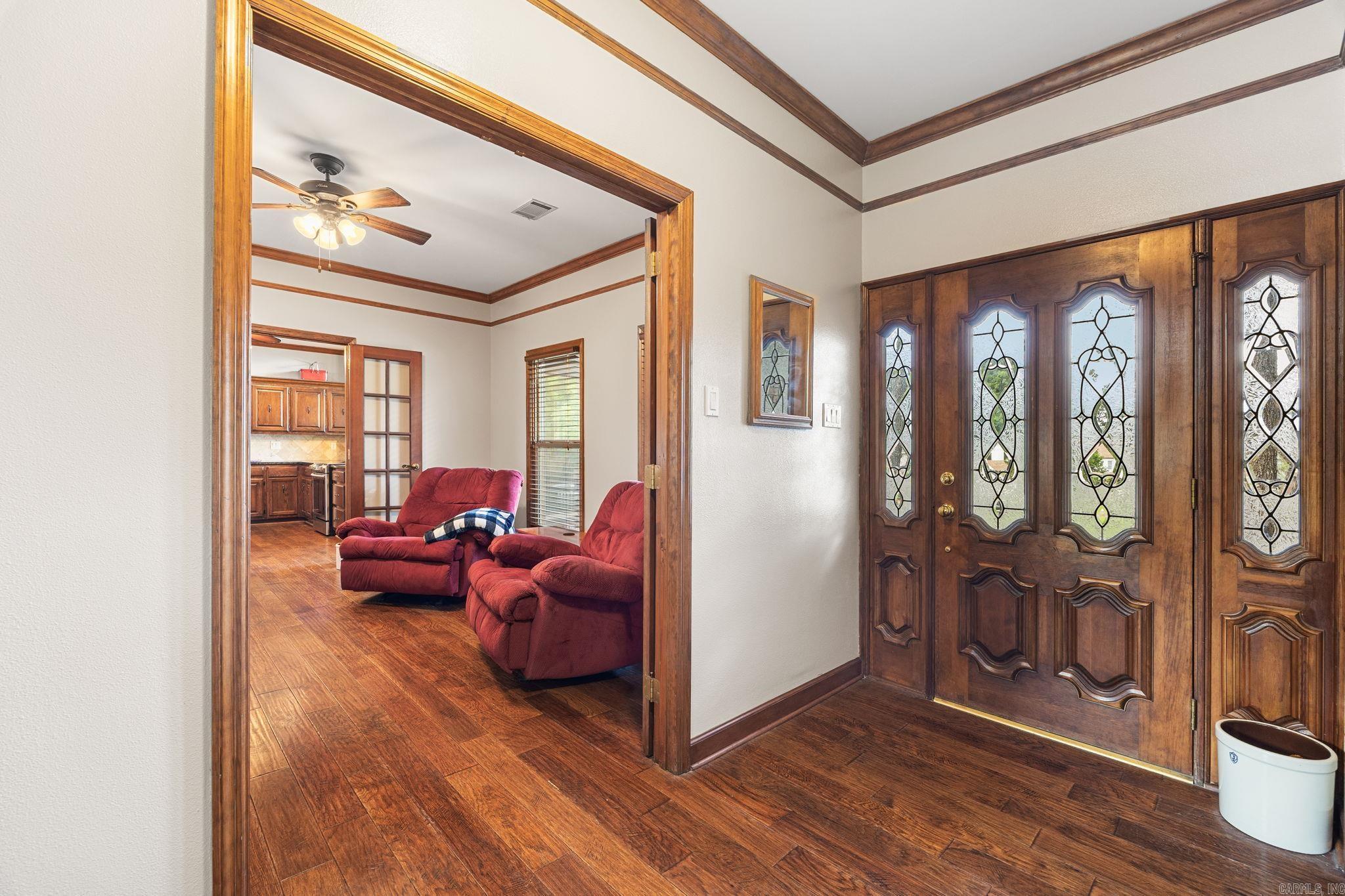 5 Breezewood Cove