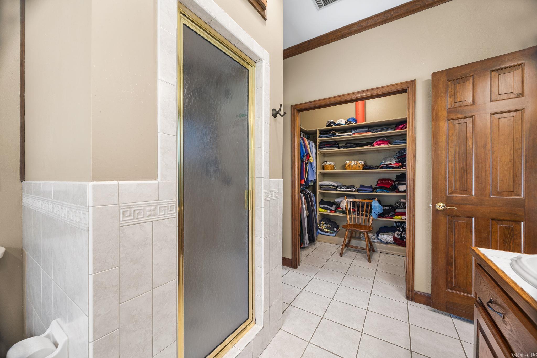 5 Breezewood Cove