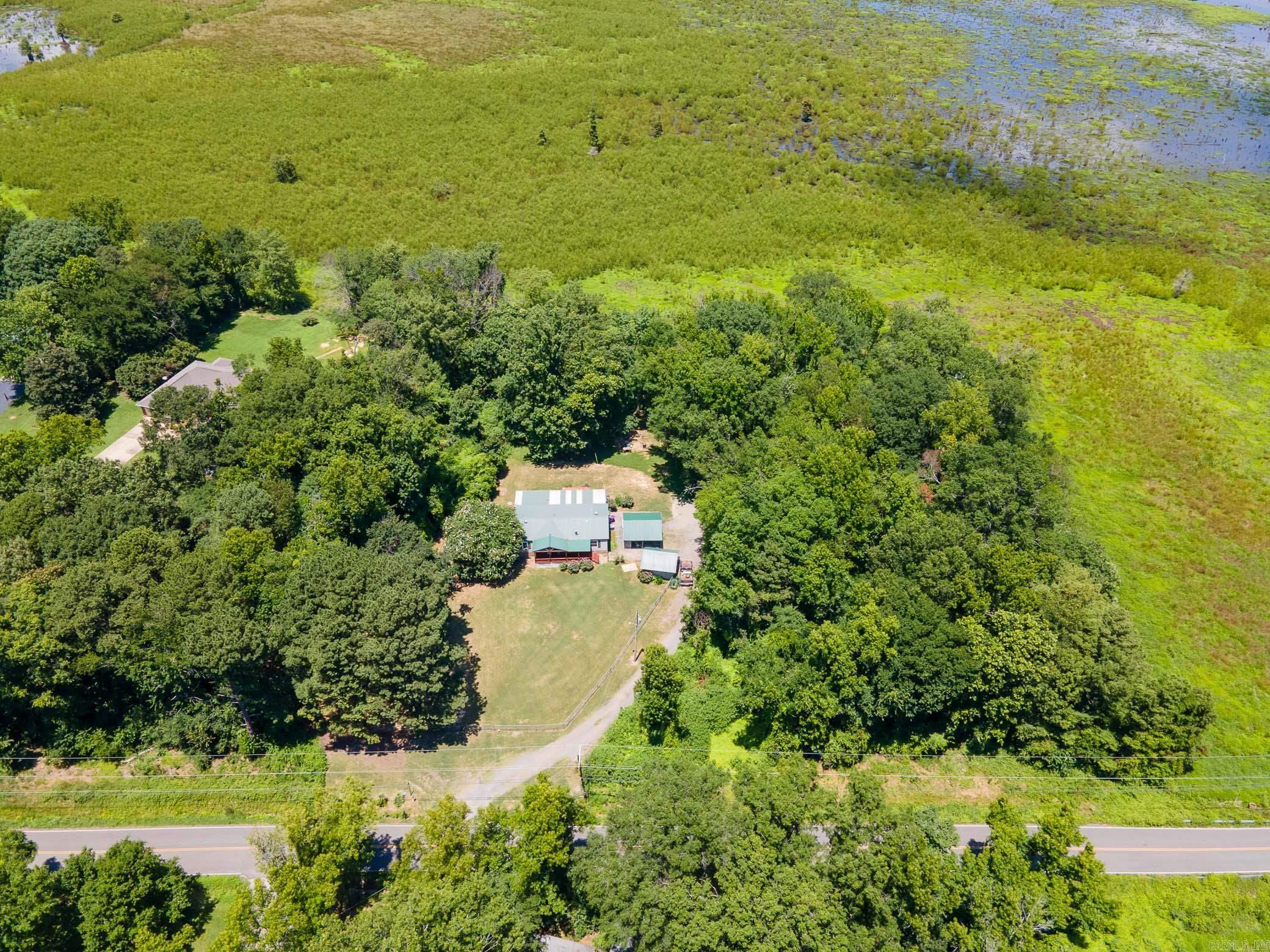 27 Norman Ln