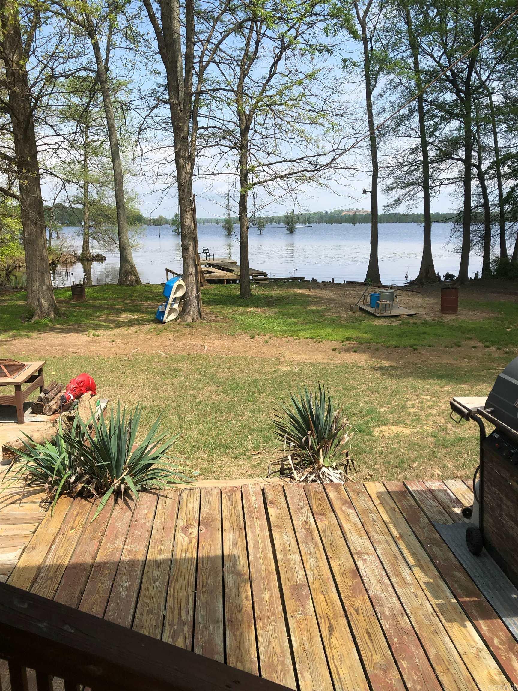 27 Norman Ln