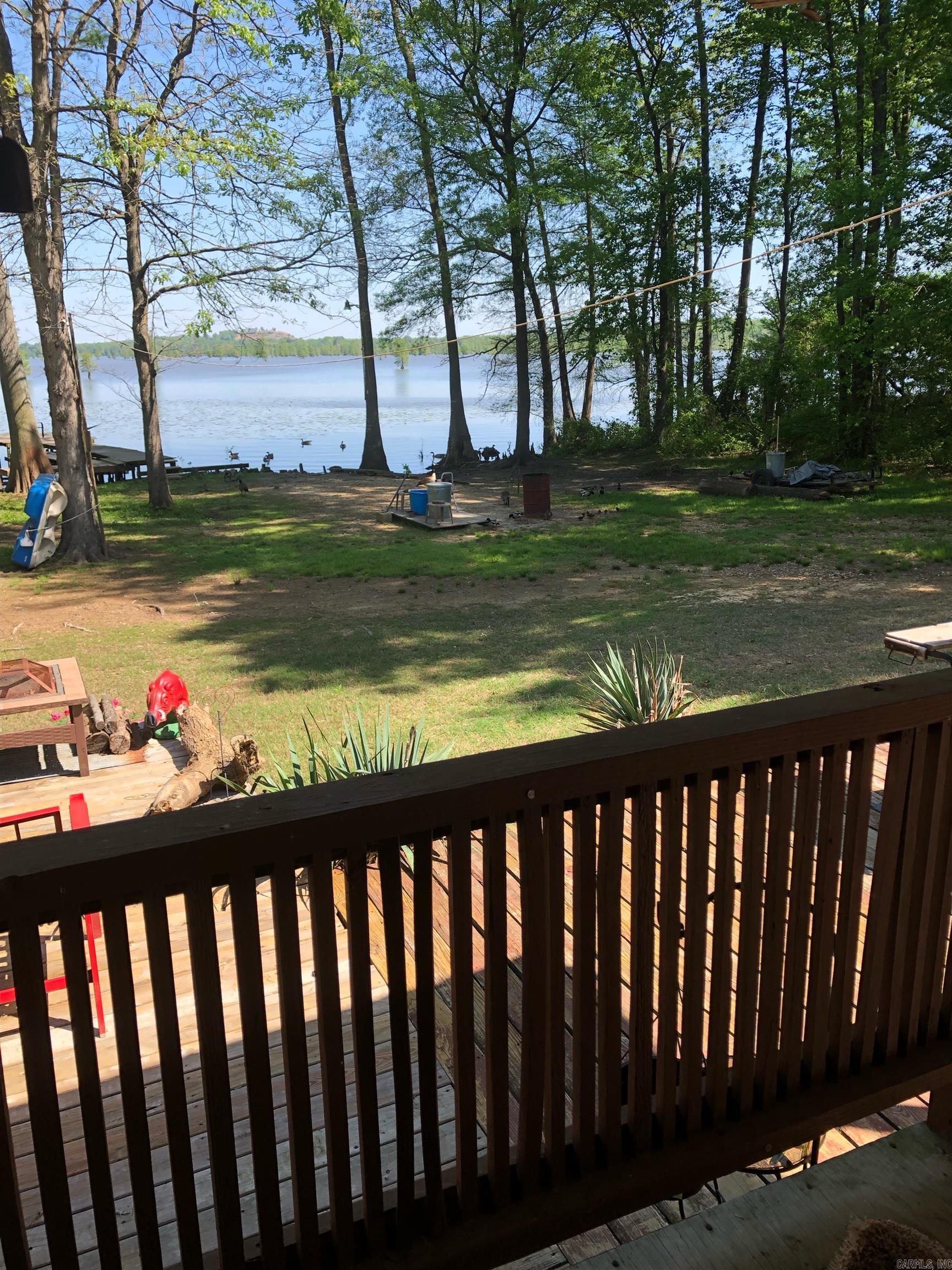 27 Norman Ln