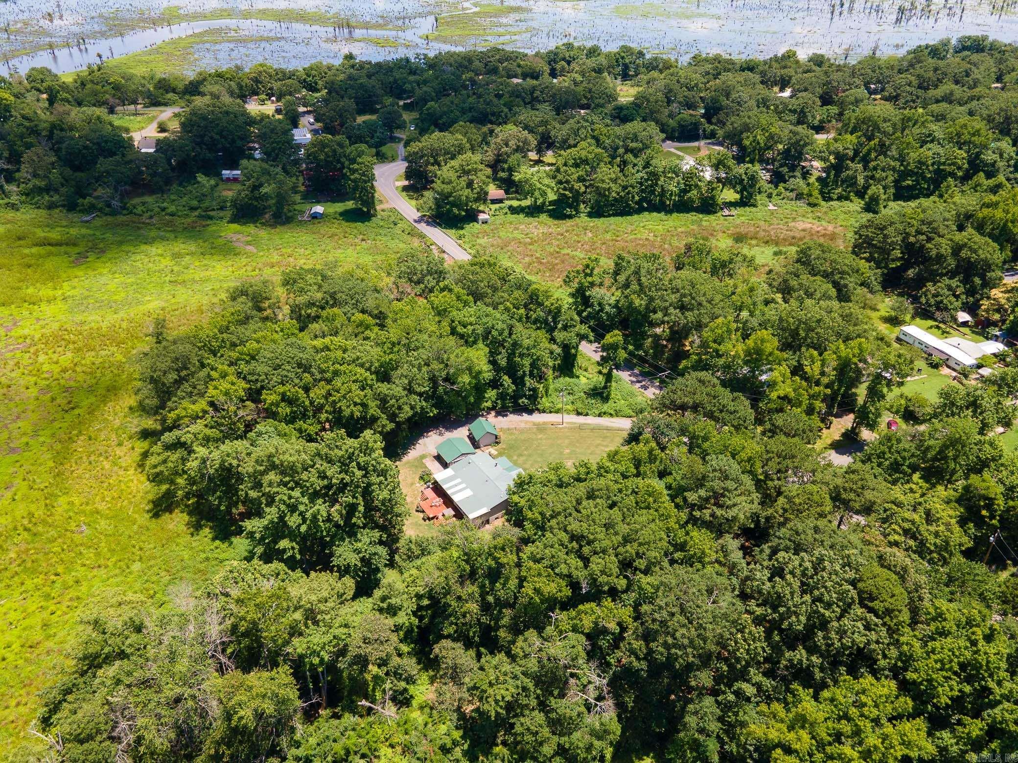 27 Norman Ln