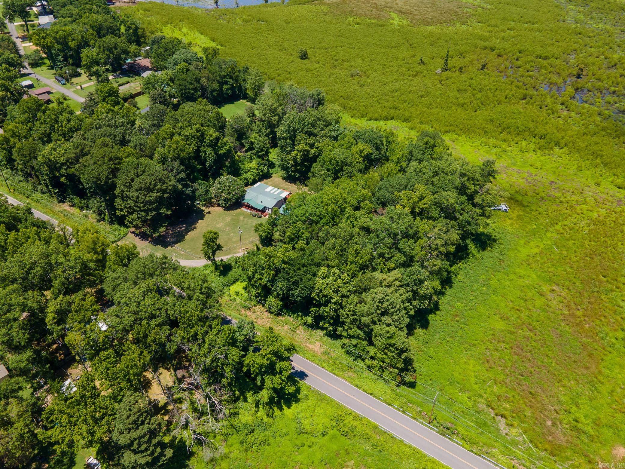 27 Norman Ln