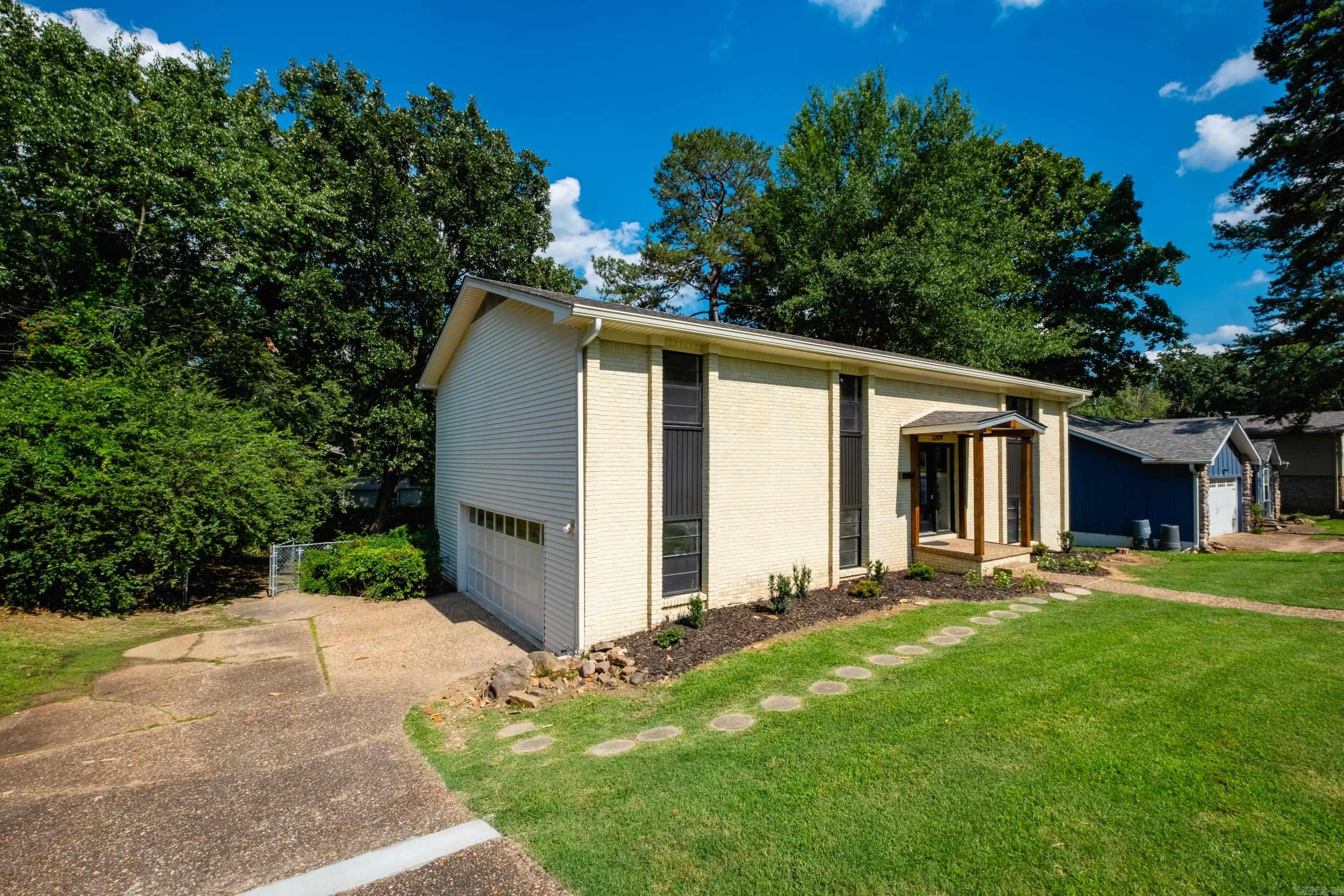 2209 Breckenridge Drive