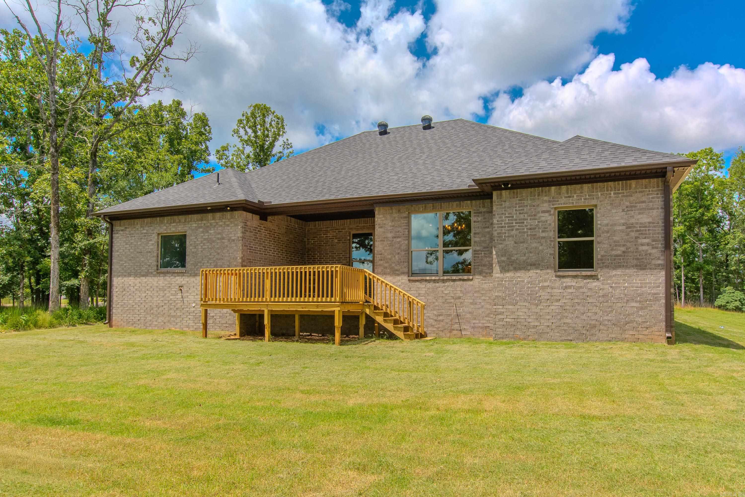 809 Conrad Cove